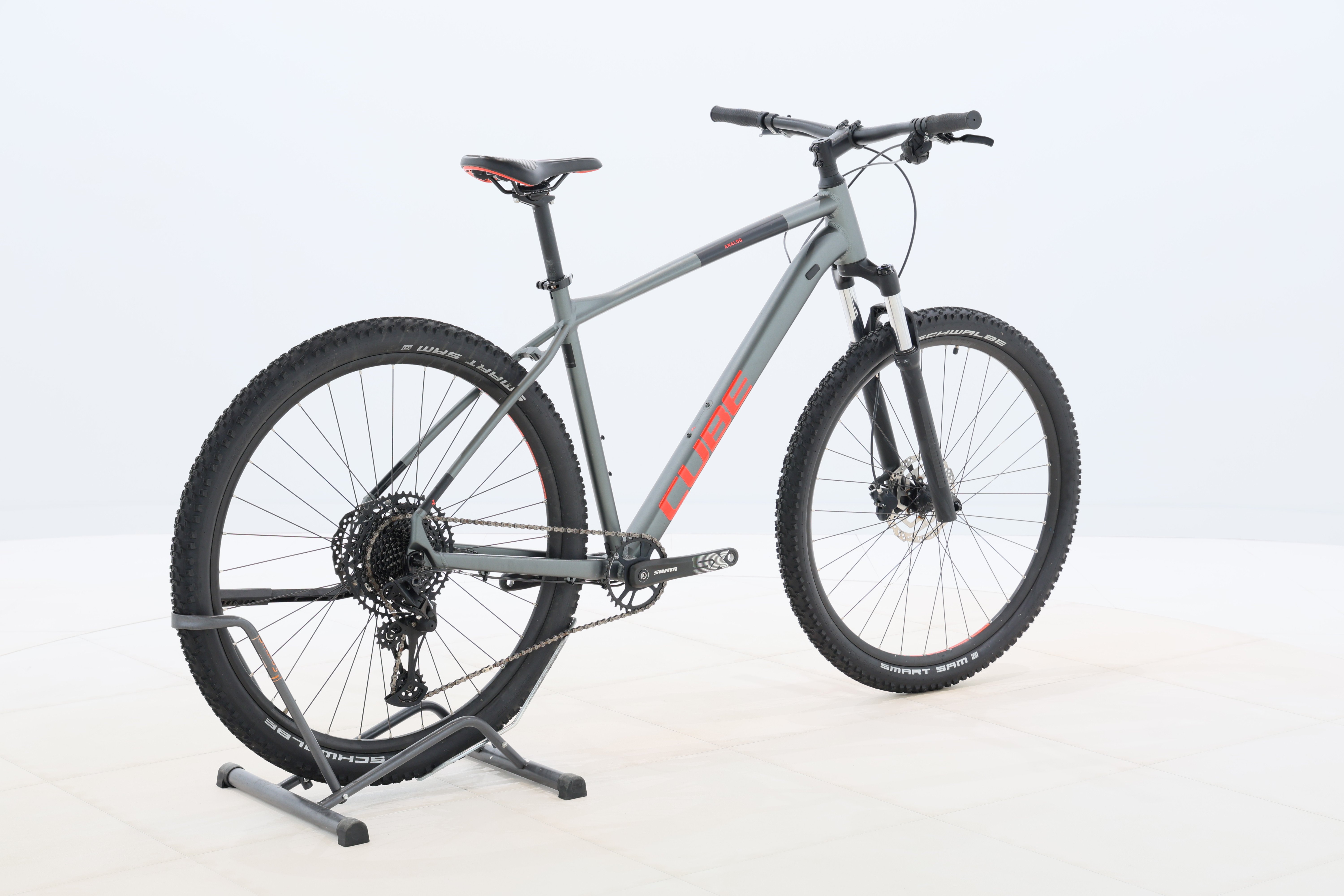 7d775cd9-78eb-46c0-bb7e-3c1fffc571ec