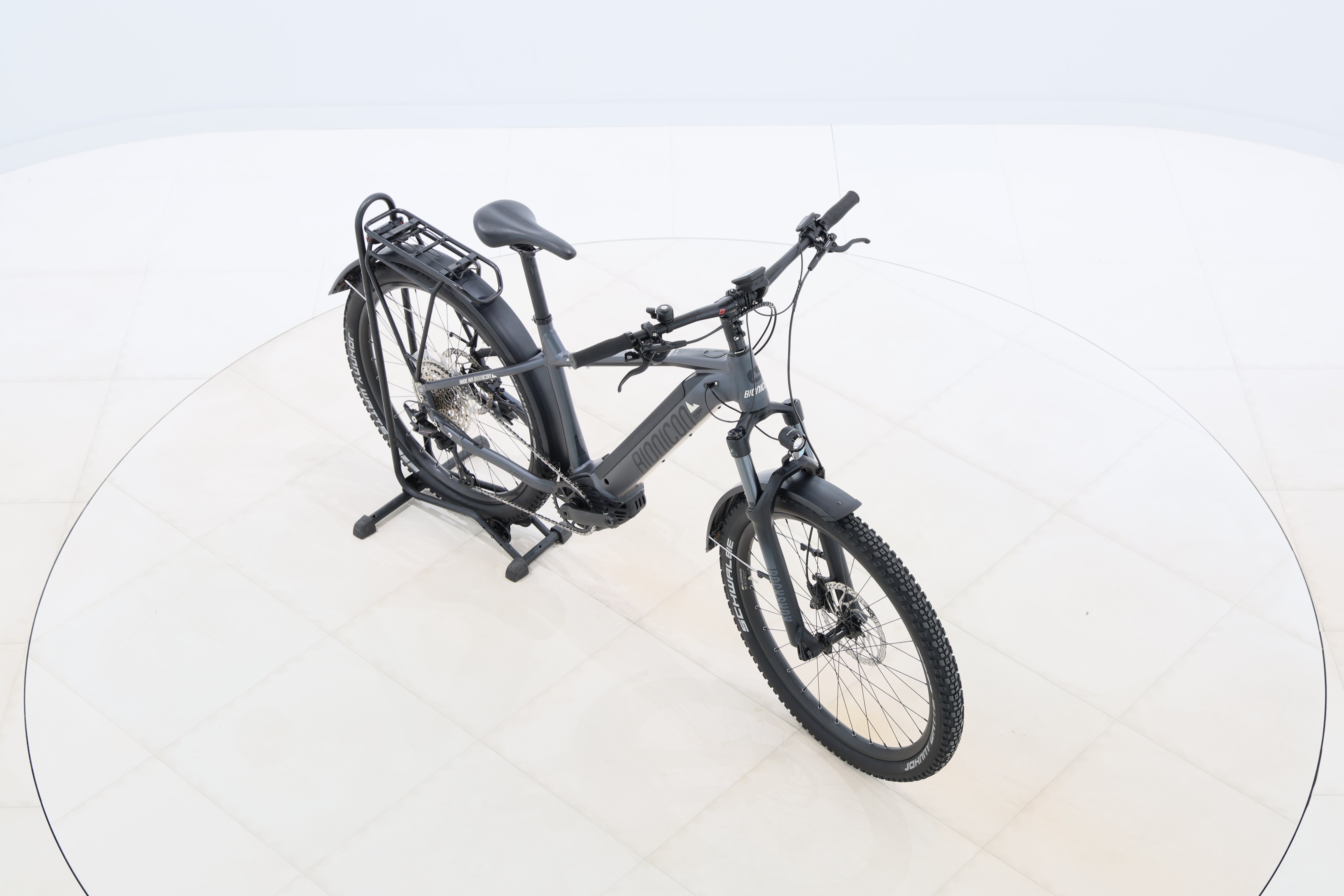 656d8114-385f-41b9-a338-6279acd438a1