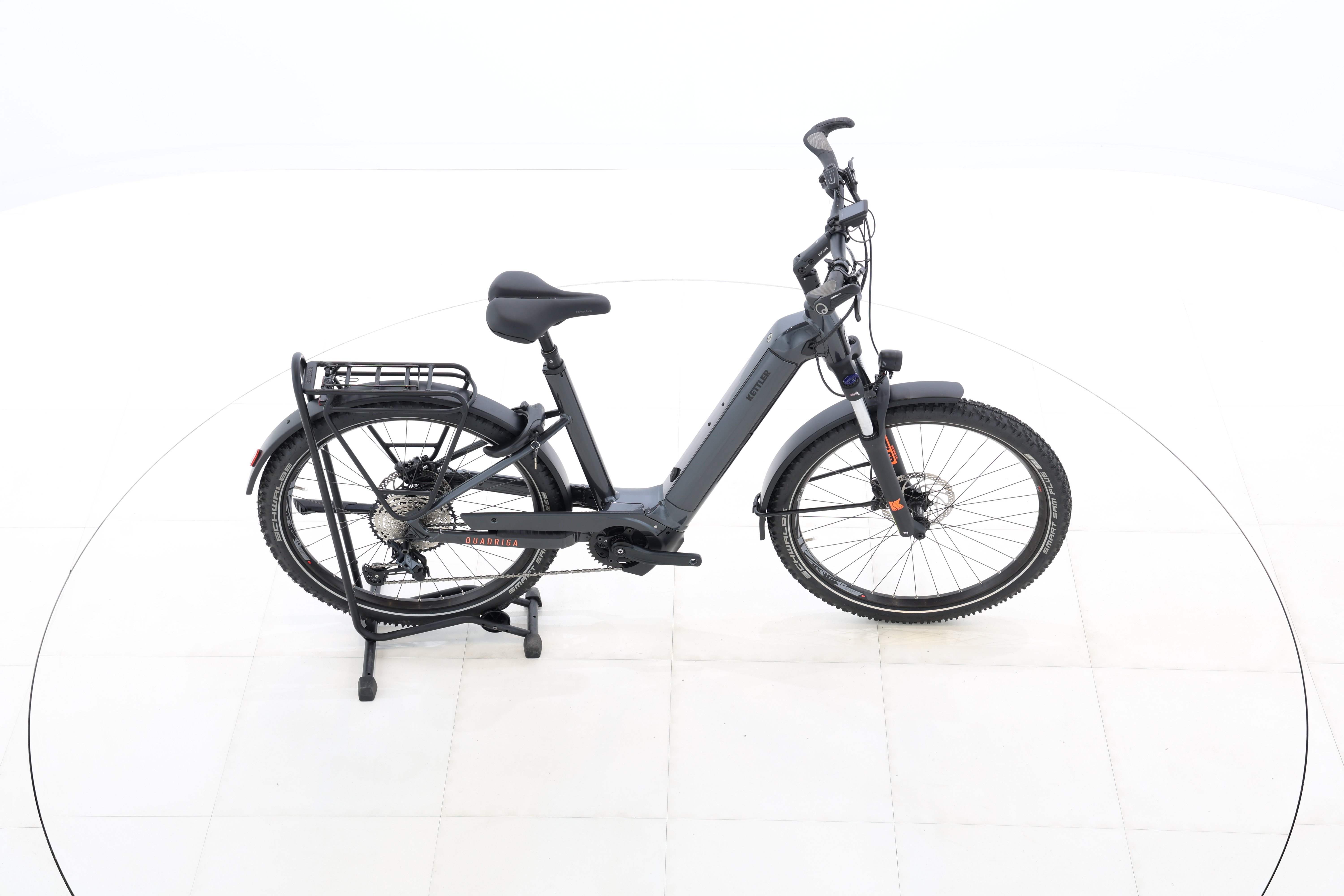 e963ed5c-2e28-46a5-b955-92b82f63d49e