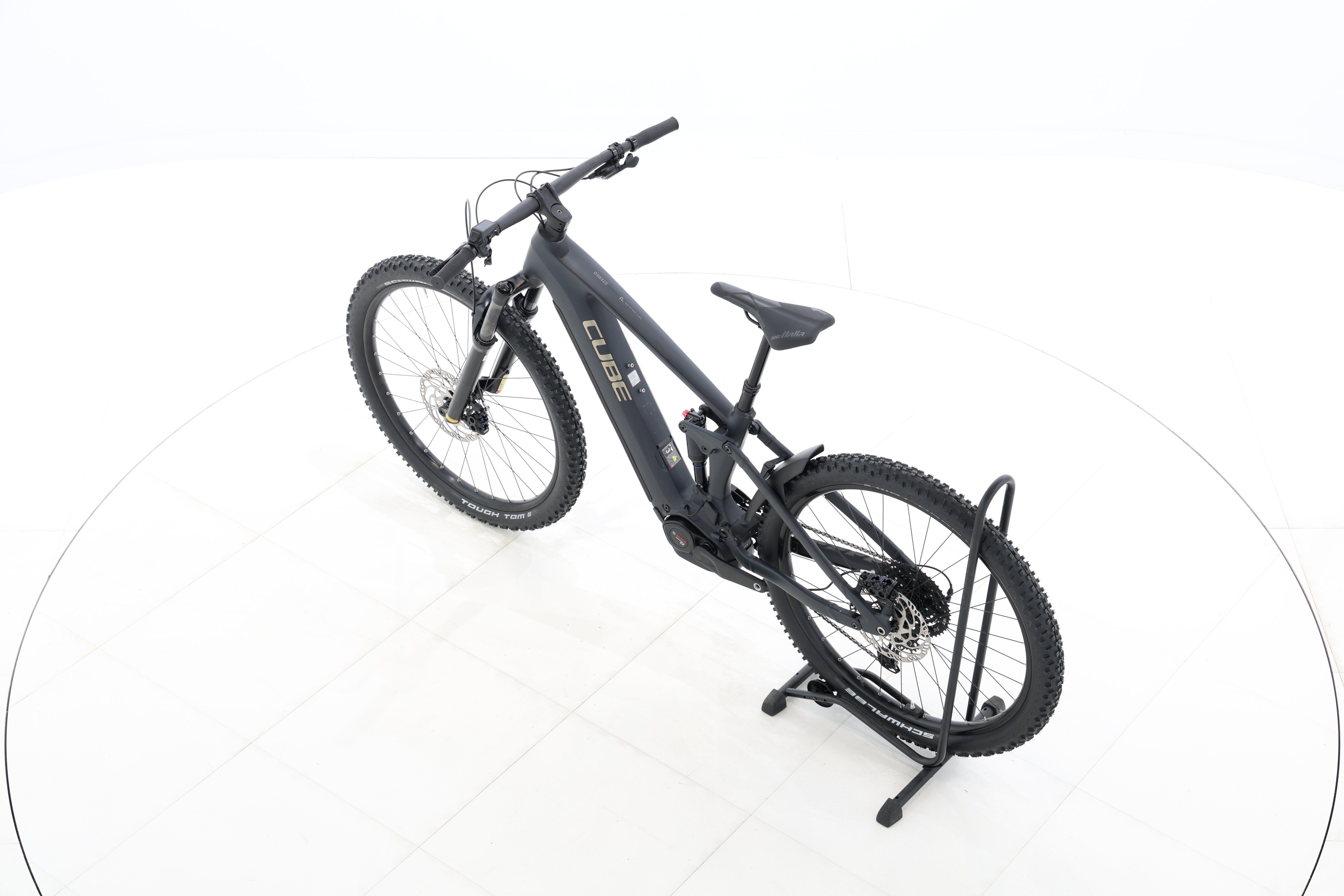 33a3f04a-2039-45b5-a008-13668f39e293