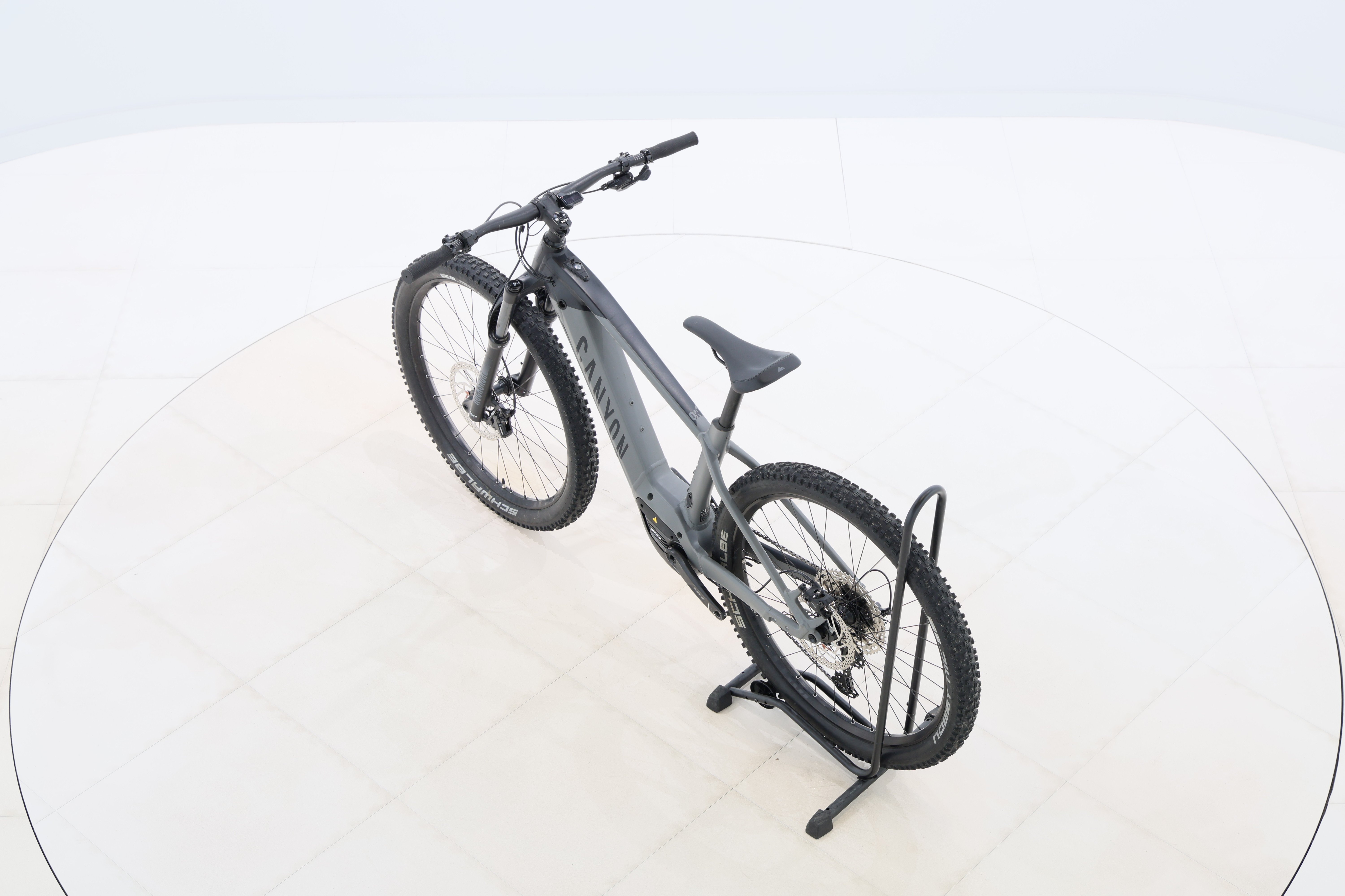 2e165bcb-eb00-4bda-8f14-4235a9eda1e2