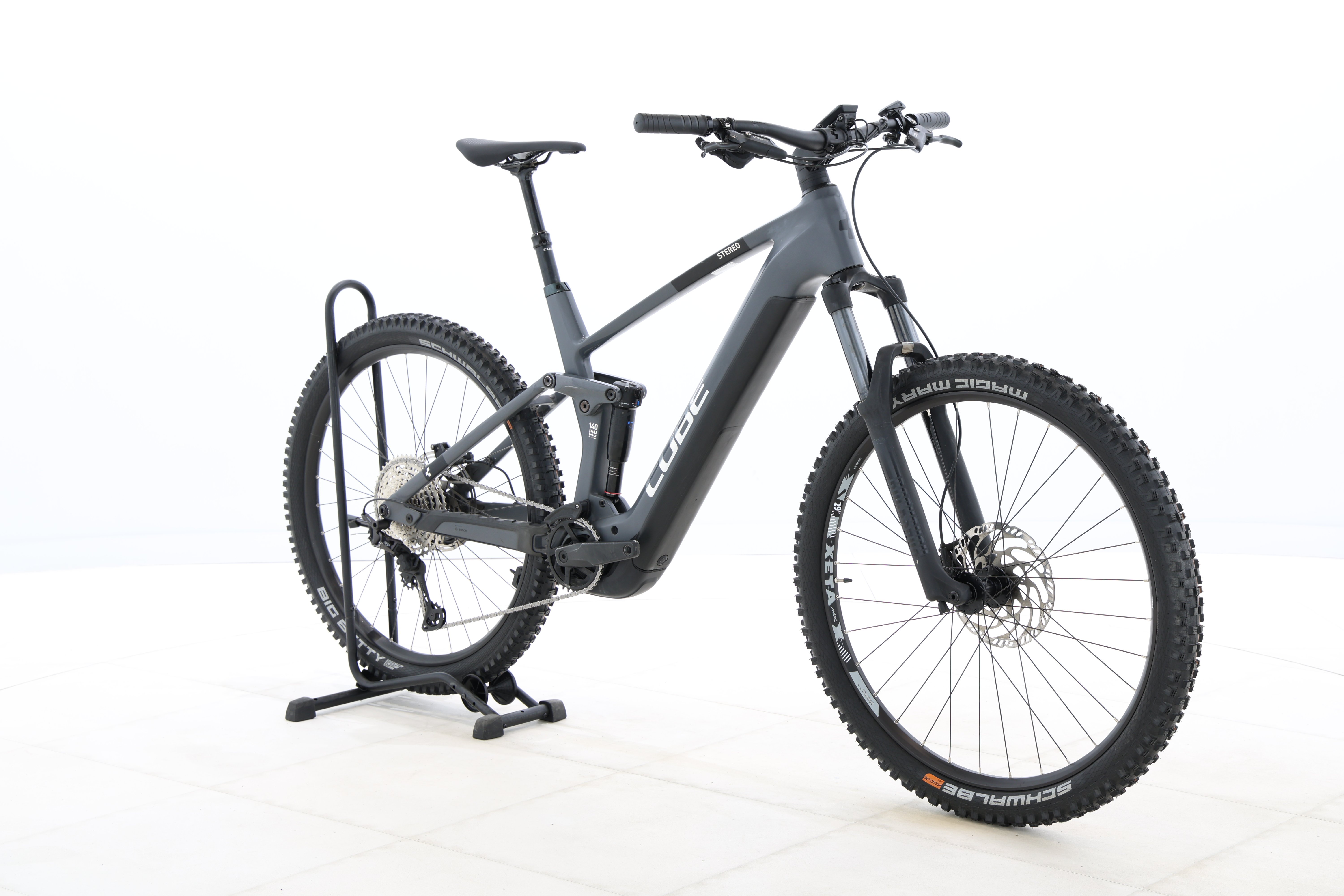 d75ec9e6-b37c-46b5-9e74-733dd36ebf8d