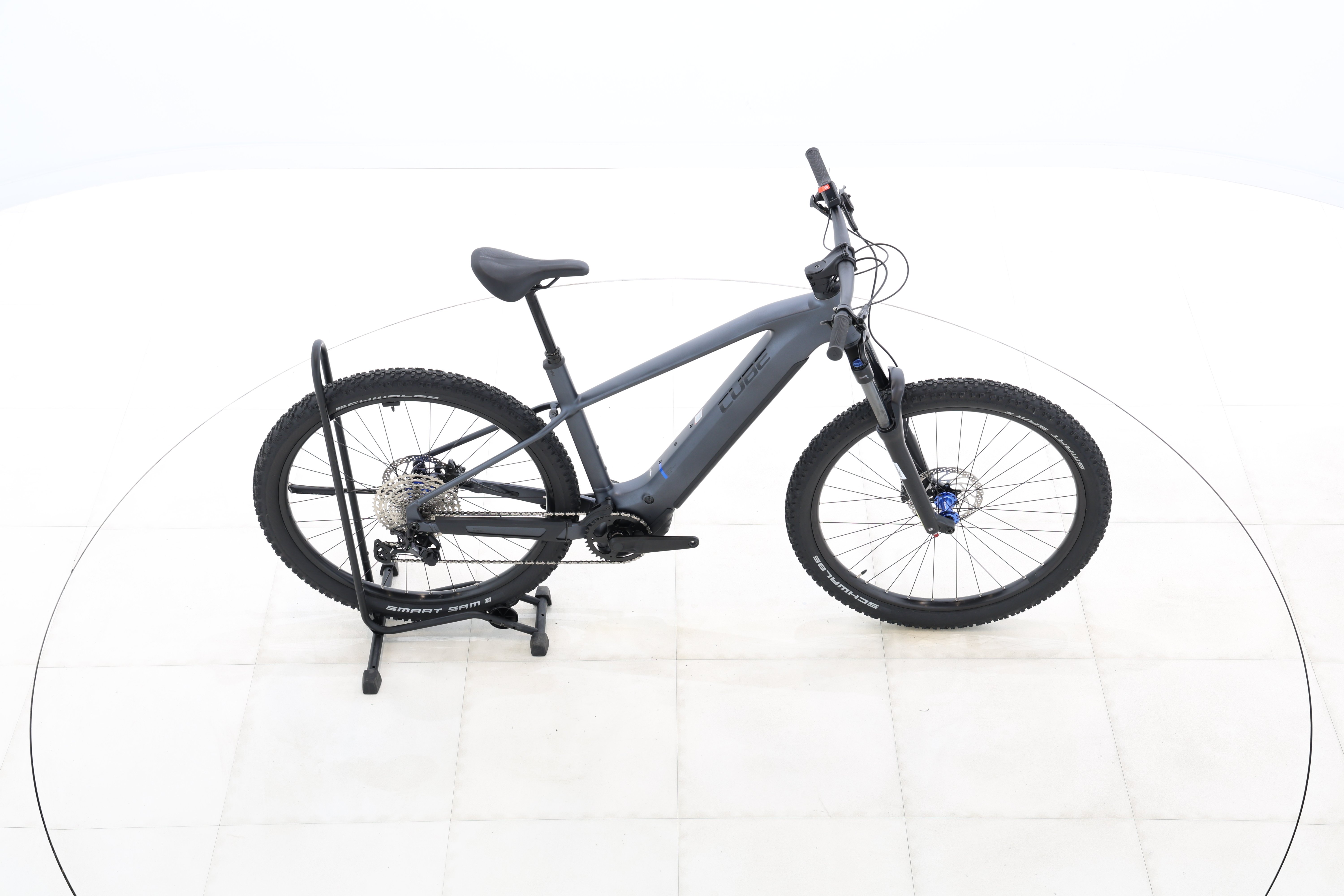 e4018b08-bb7d-4acb-afac-f0aec8253619