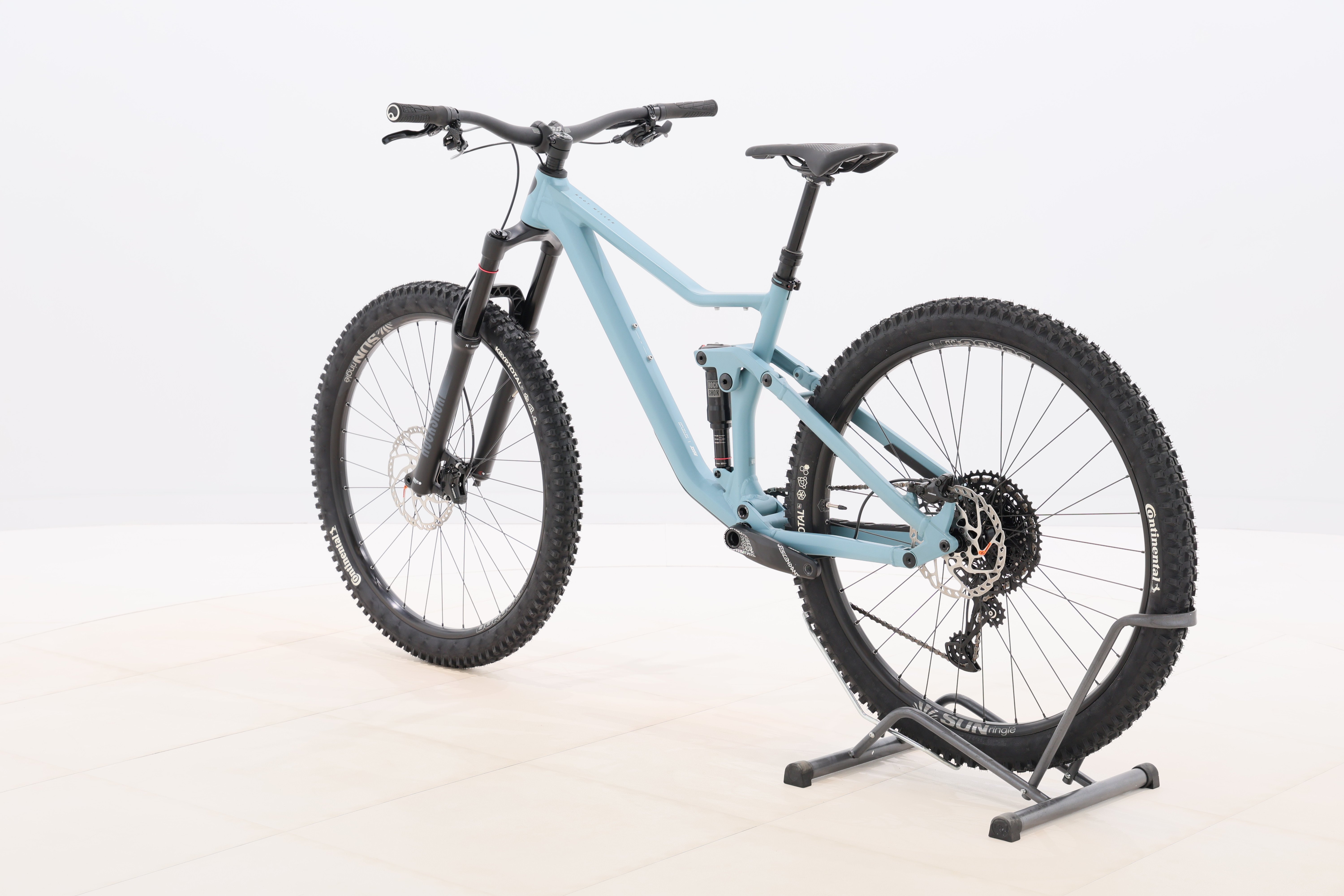 bc138b7a-7082-421a-bb72-a2e5f98404f9