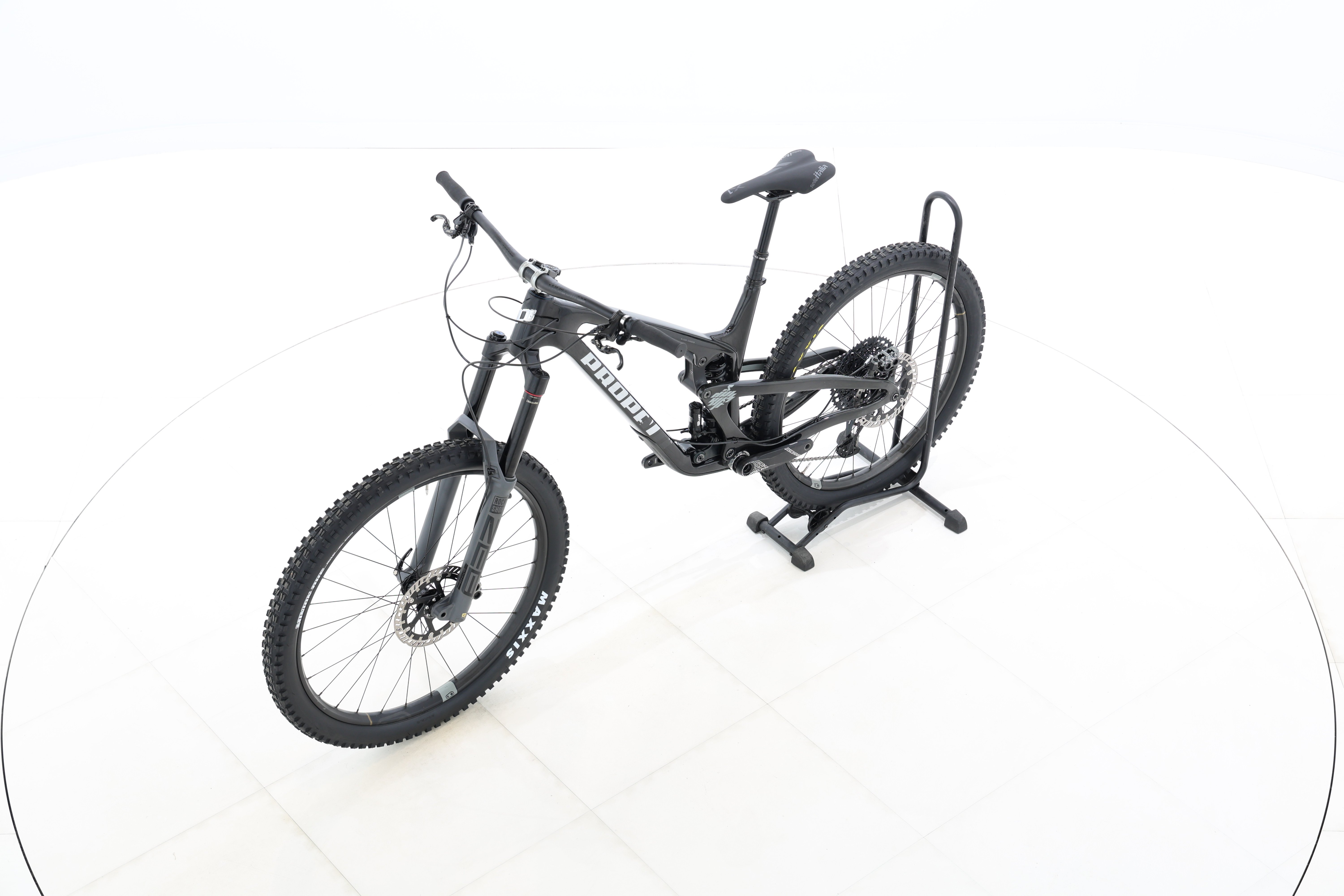 8a03a94e-99b1-40c1-a42d-a53c22201d1c