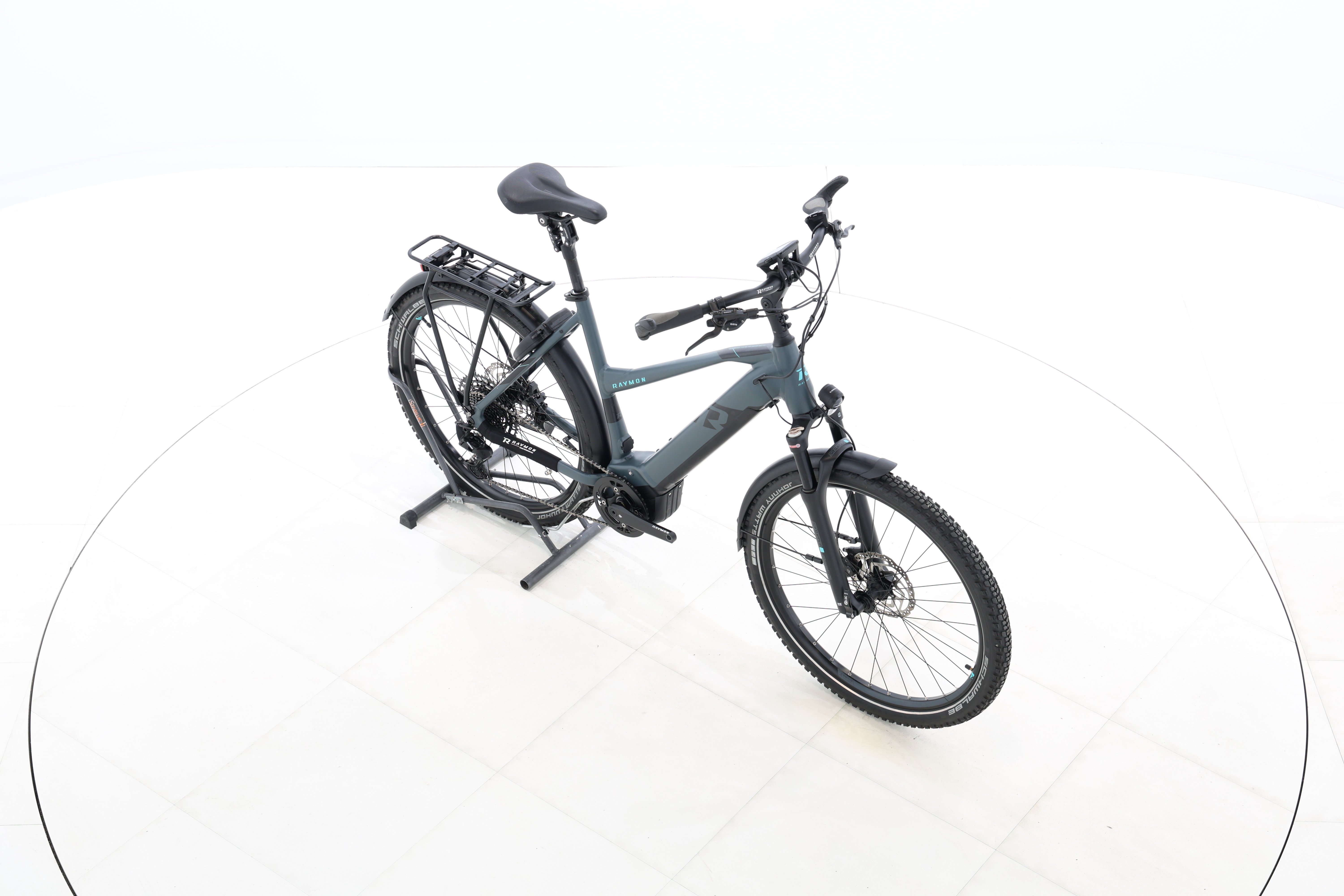 f9a24cf5-1bcf-4768-ab2c-f69fc65c4518