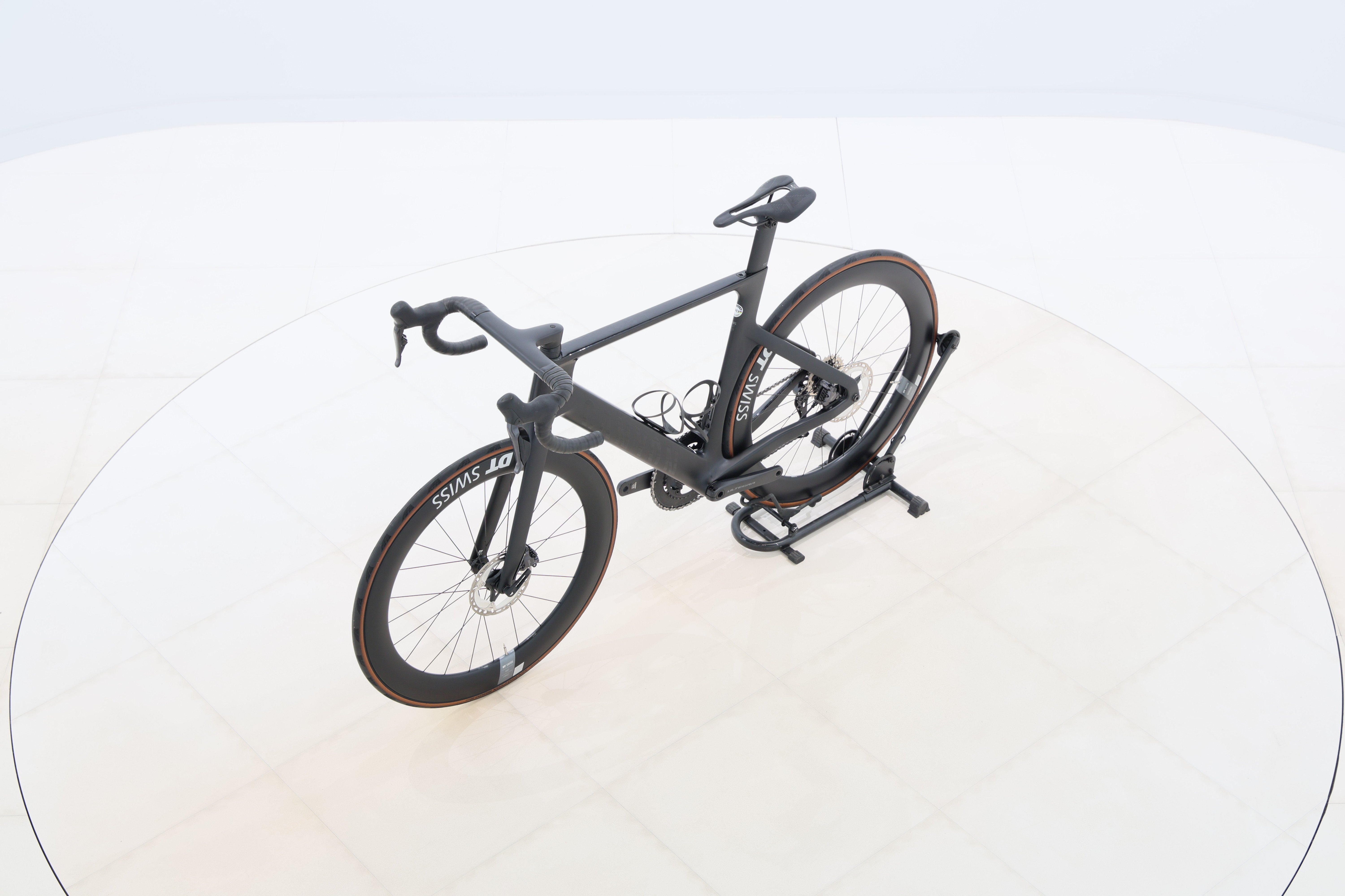 c5d03d8e-141c-4cee-a289-2f4ac3230464