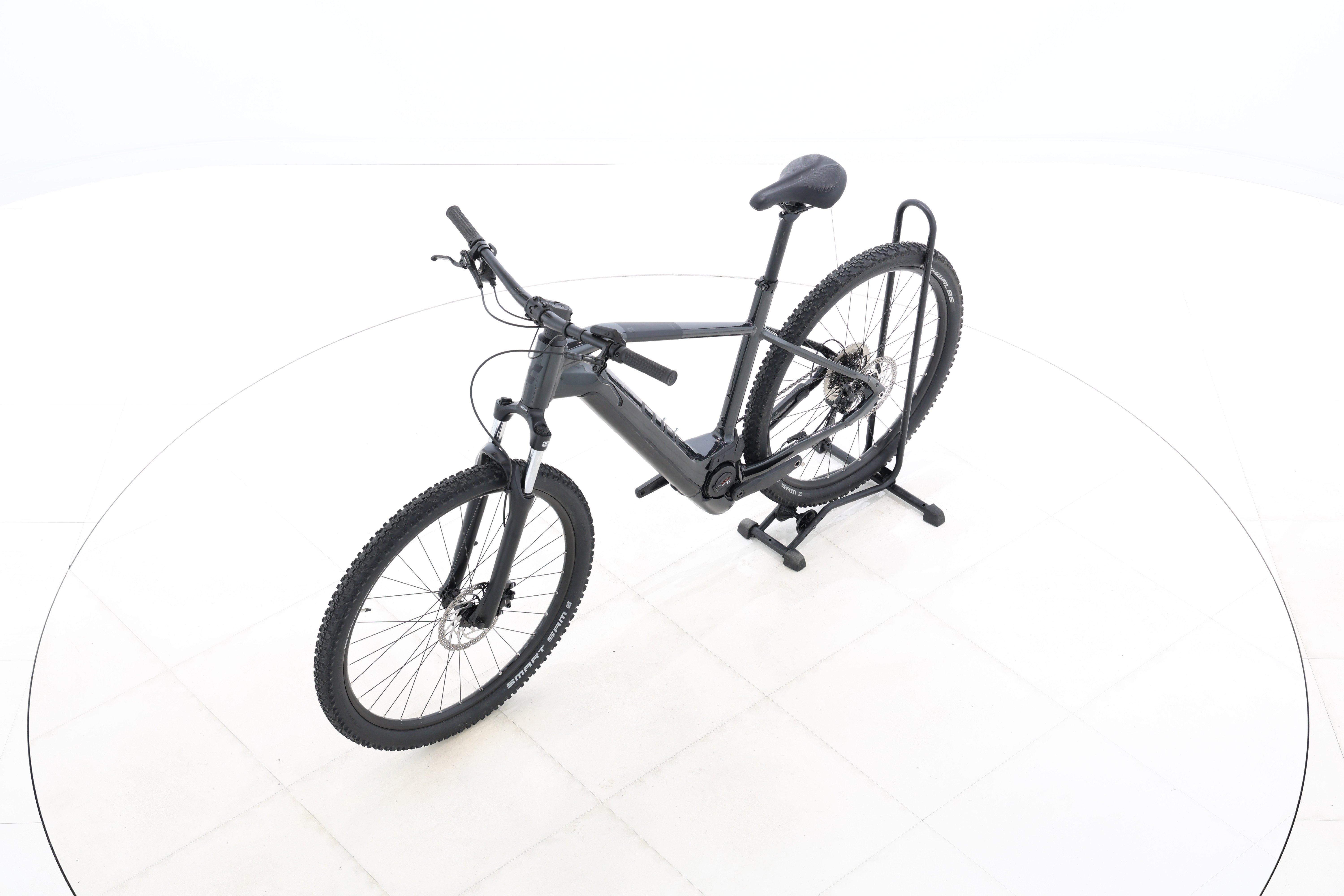 e8b8a273-be8c-4c3f-a7d0-606966d20af4