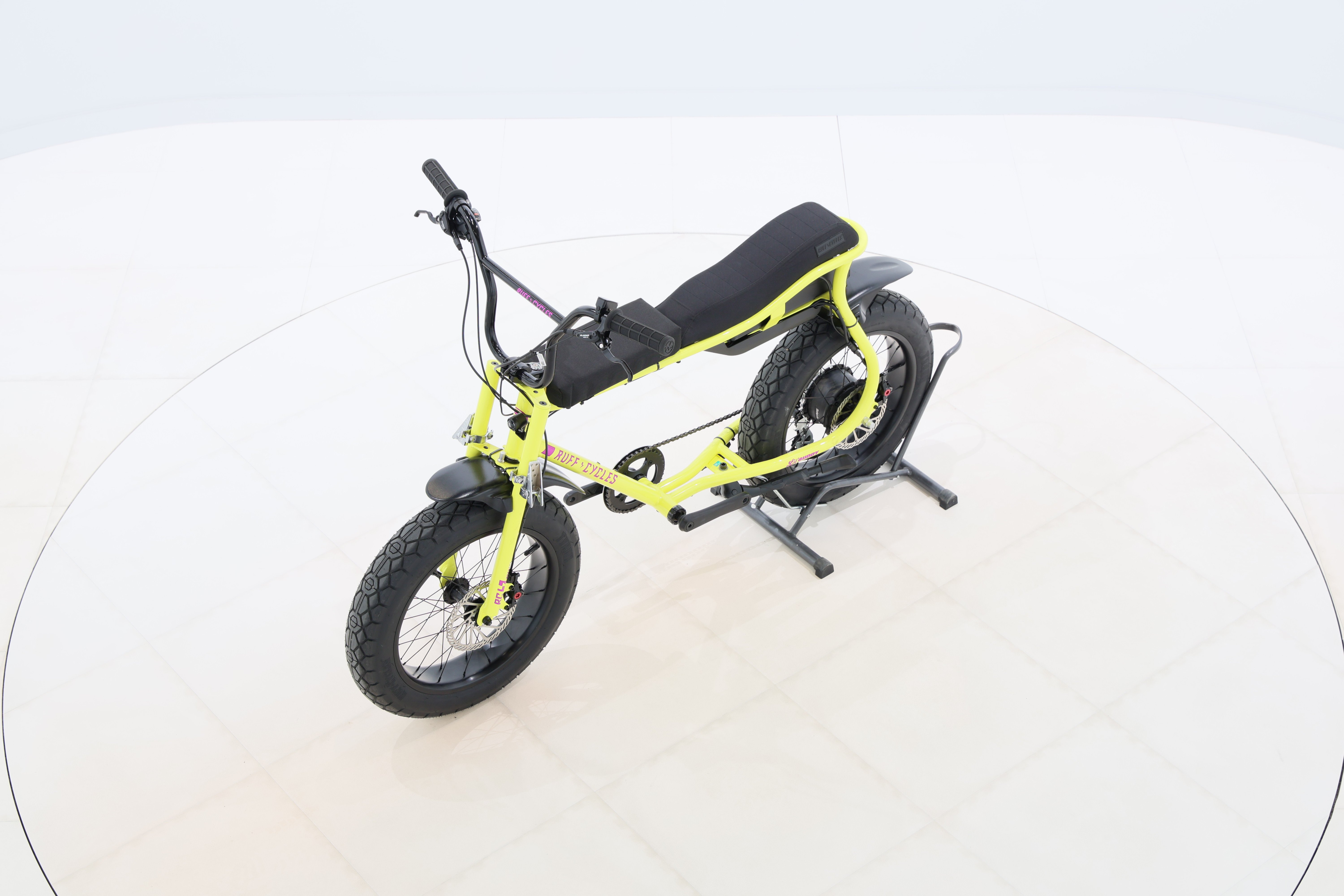 96a4ec7c-9ff6-4e48-9bdc-6345f1589d34