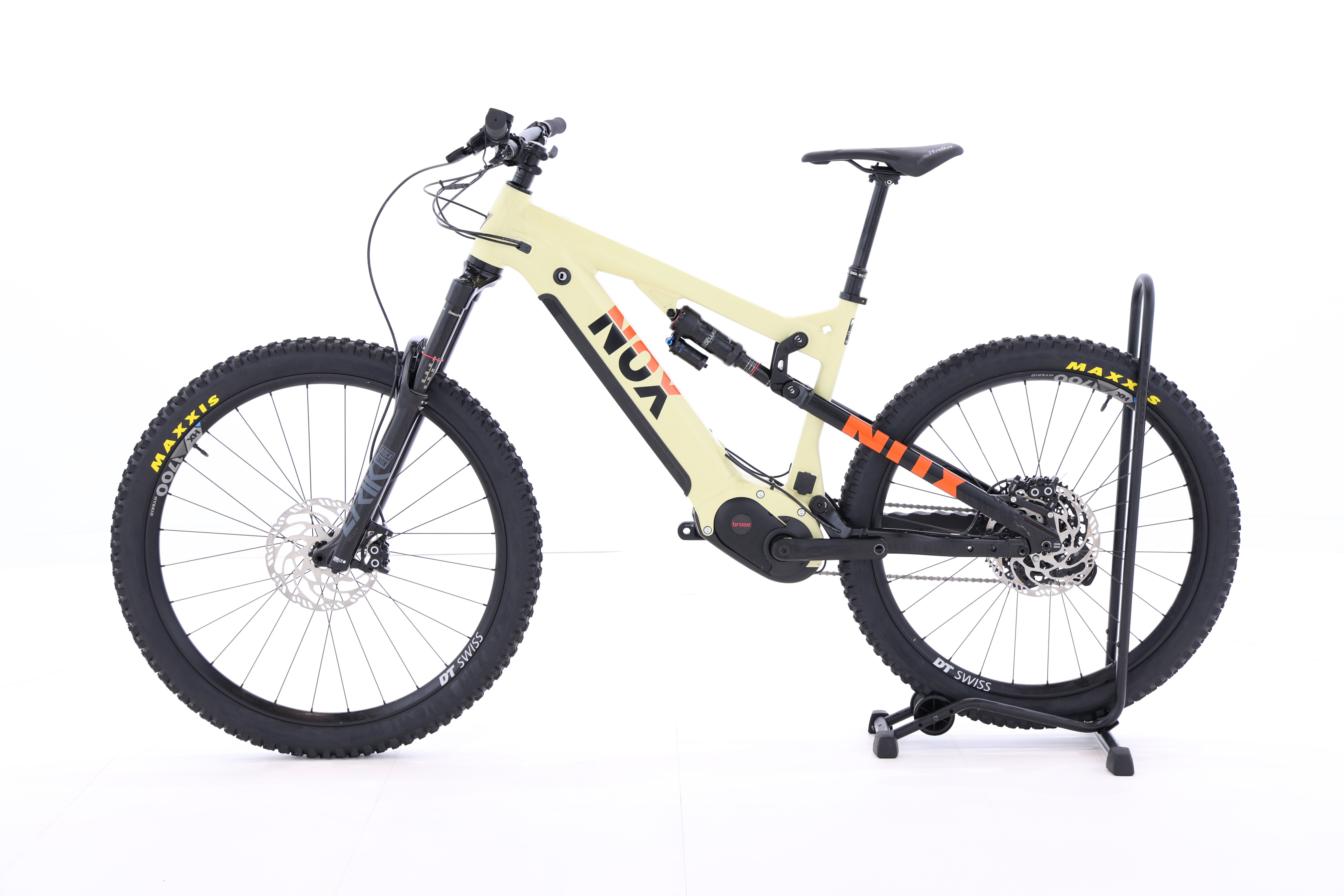 e8e4ac6f-1d26-4ce0-8c66-b8a4fc5b1f5c