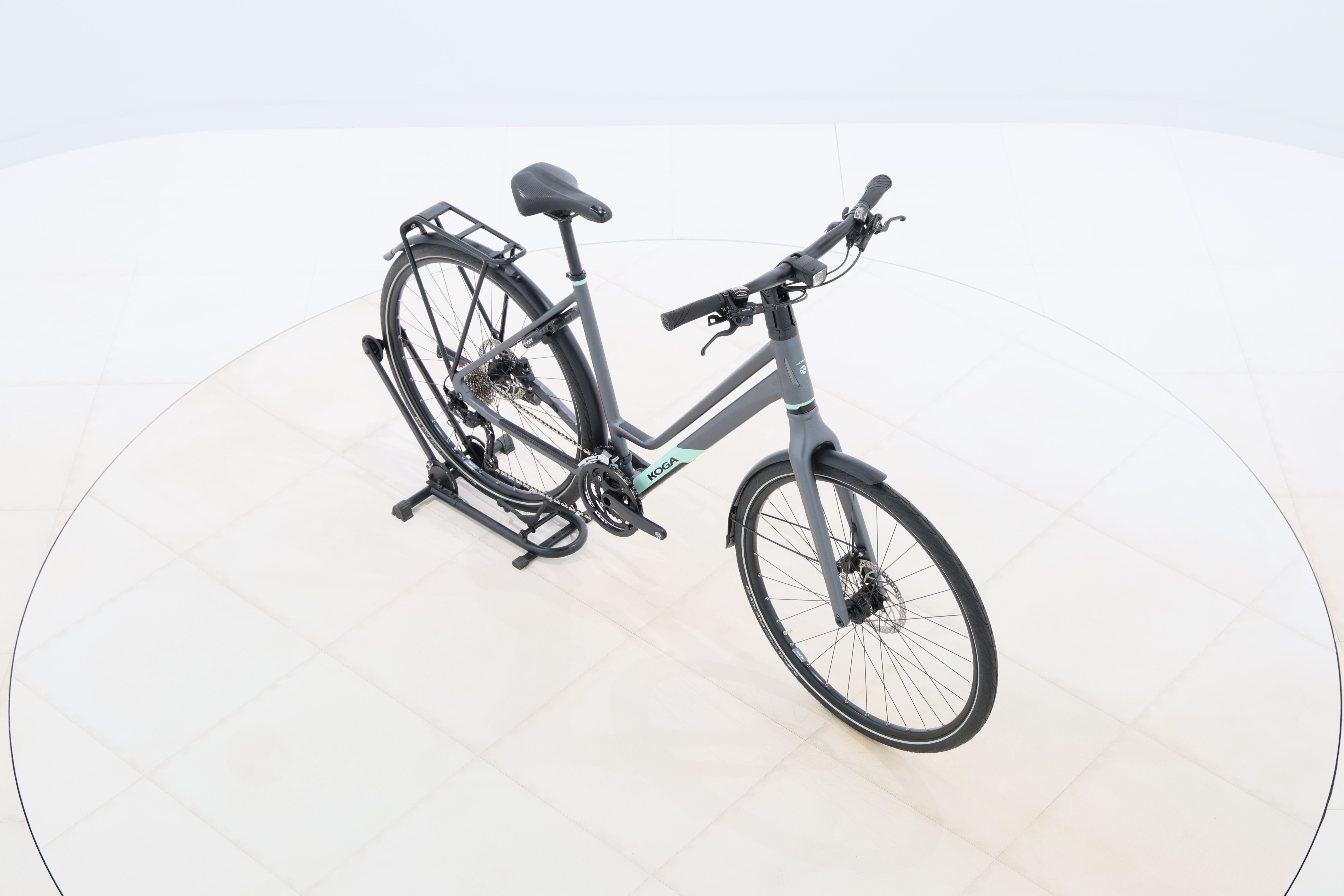 f6a1ace4-e015-401d-9e16-9ce37a05321b