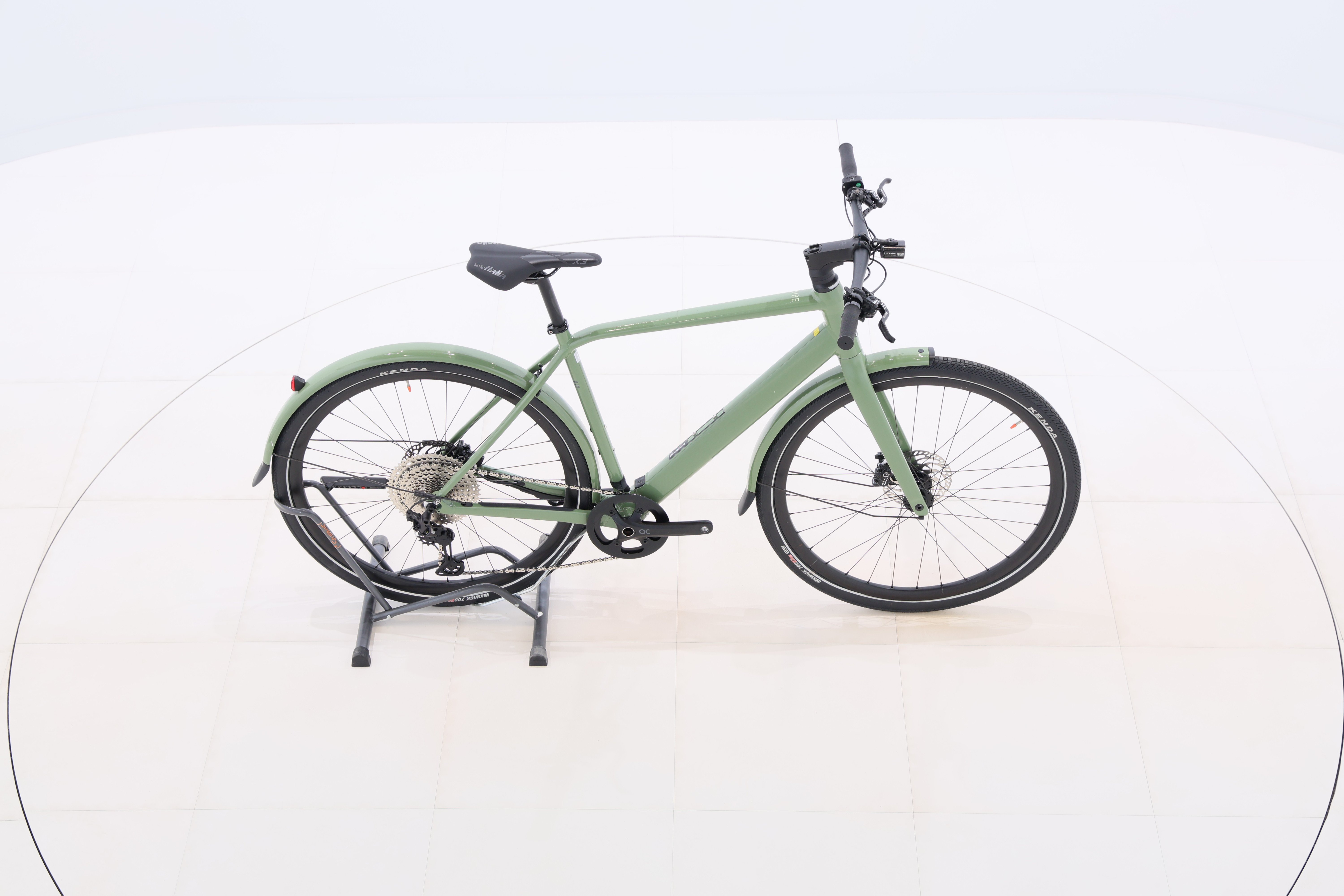 adcdc774-c3e6-4e69-b297-79a337144611