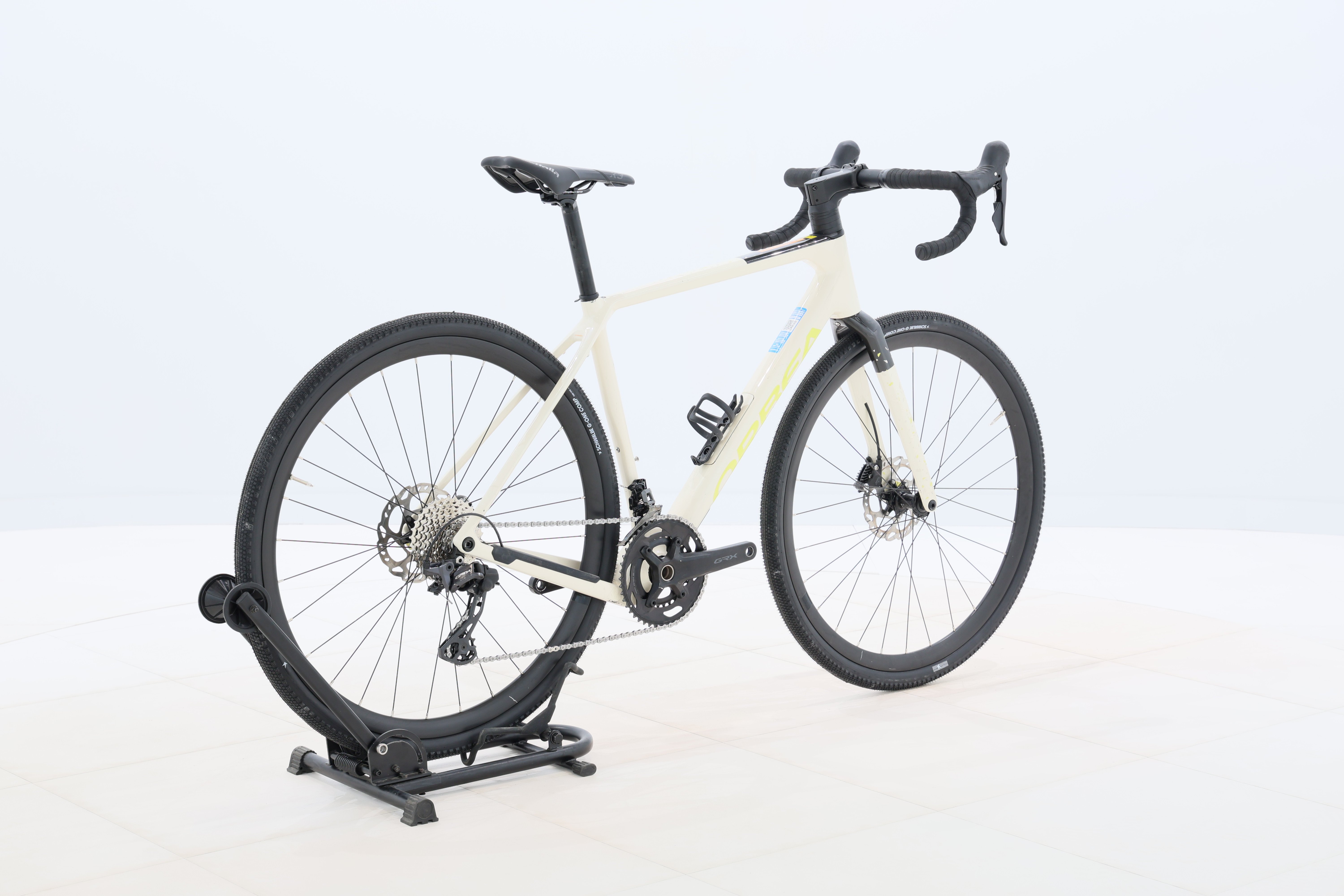 ae8abd53-fc77-4952-a77d-fd1e12b5c975