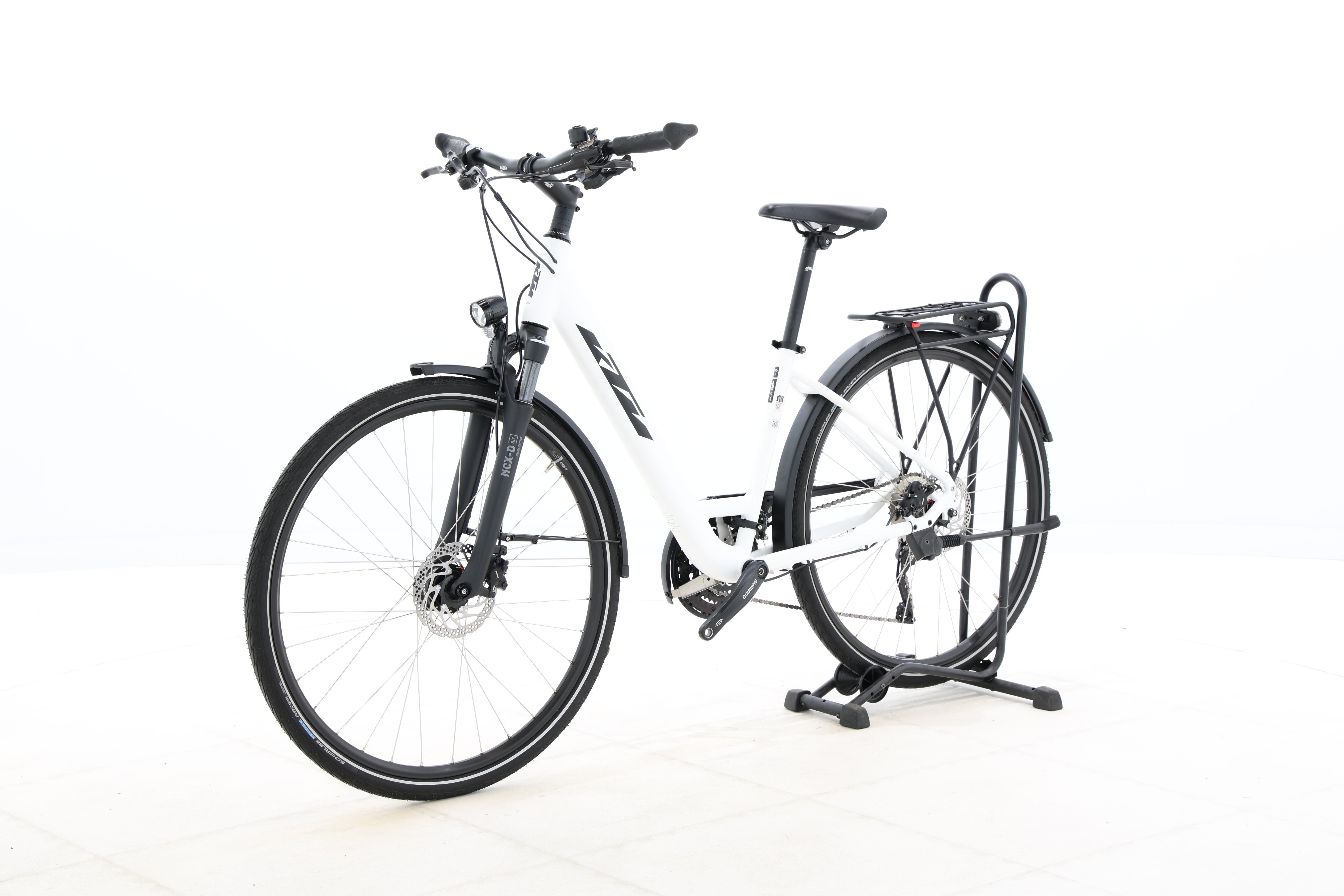 398c9a15-0038-44ba-9012-d4a108e5d1ea