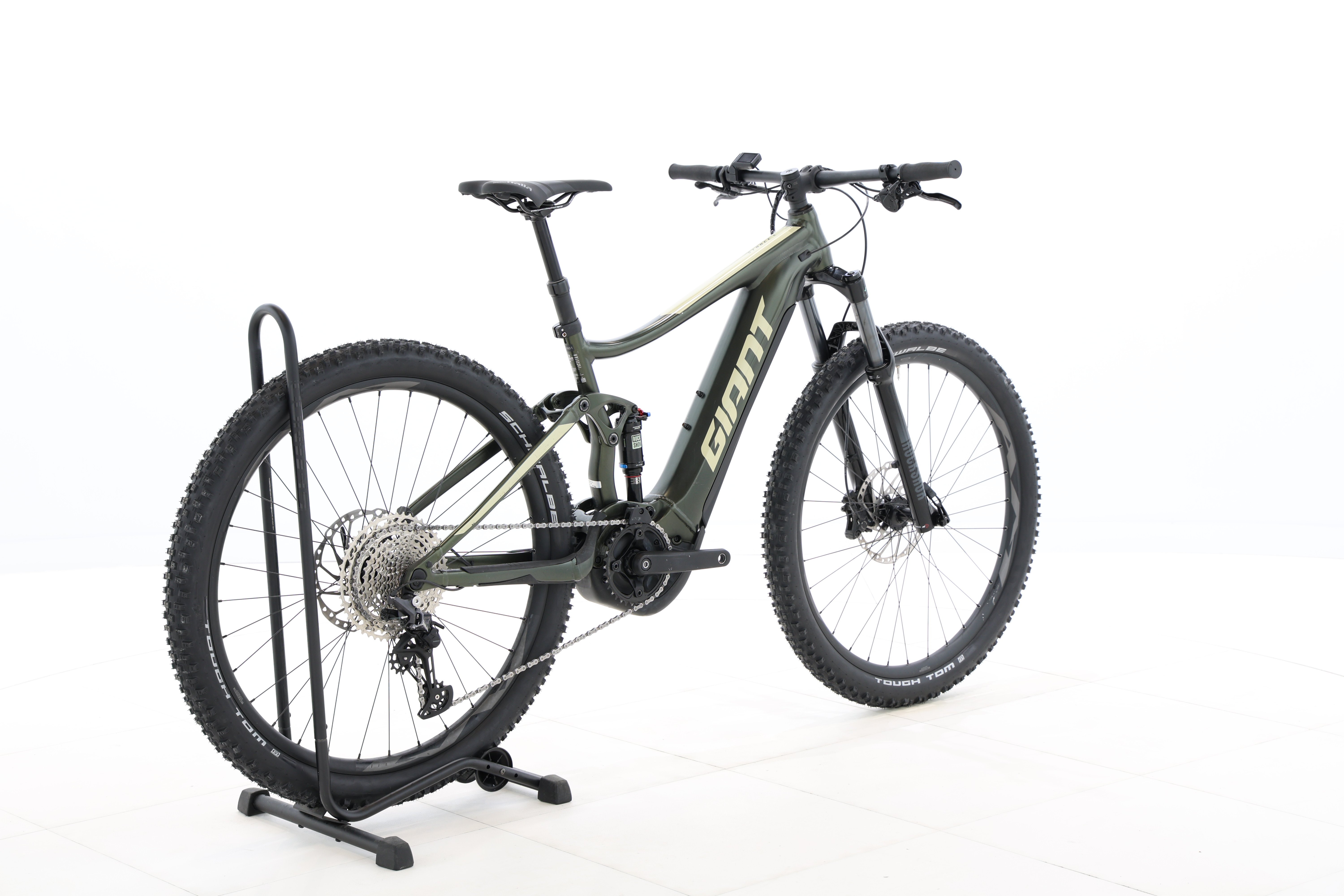 d6805712-7e90-4921-ac47-fb47b97fe40e