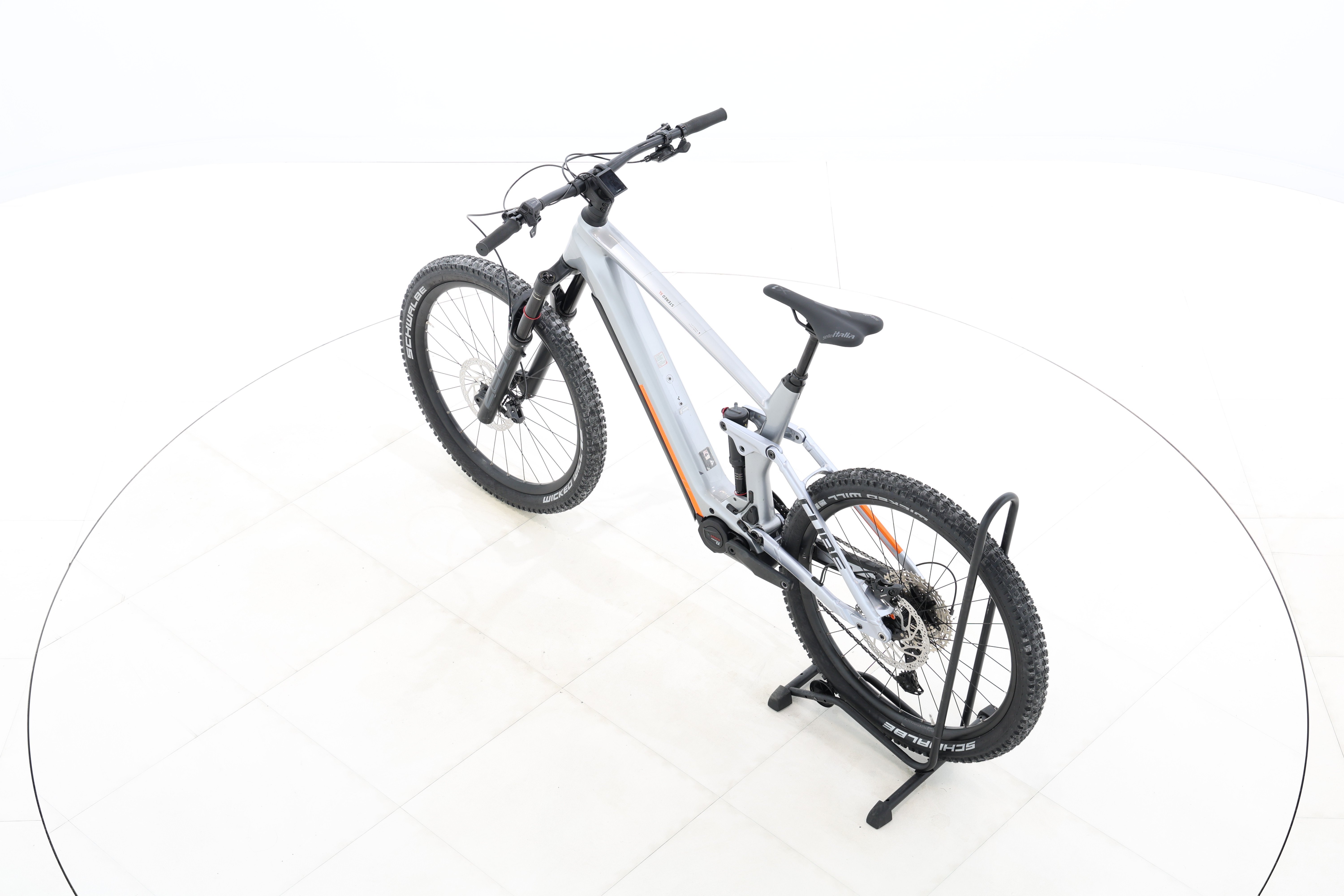 3ba7309b-9086-49d2-bd33-892c8340d6f2