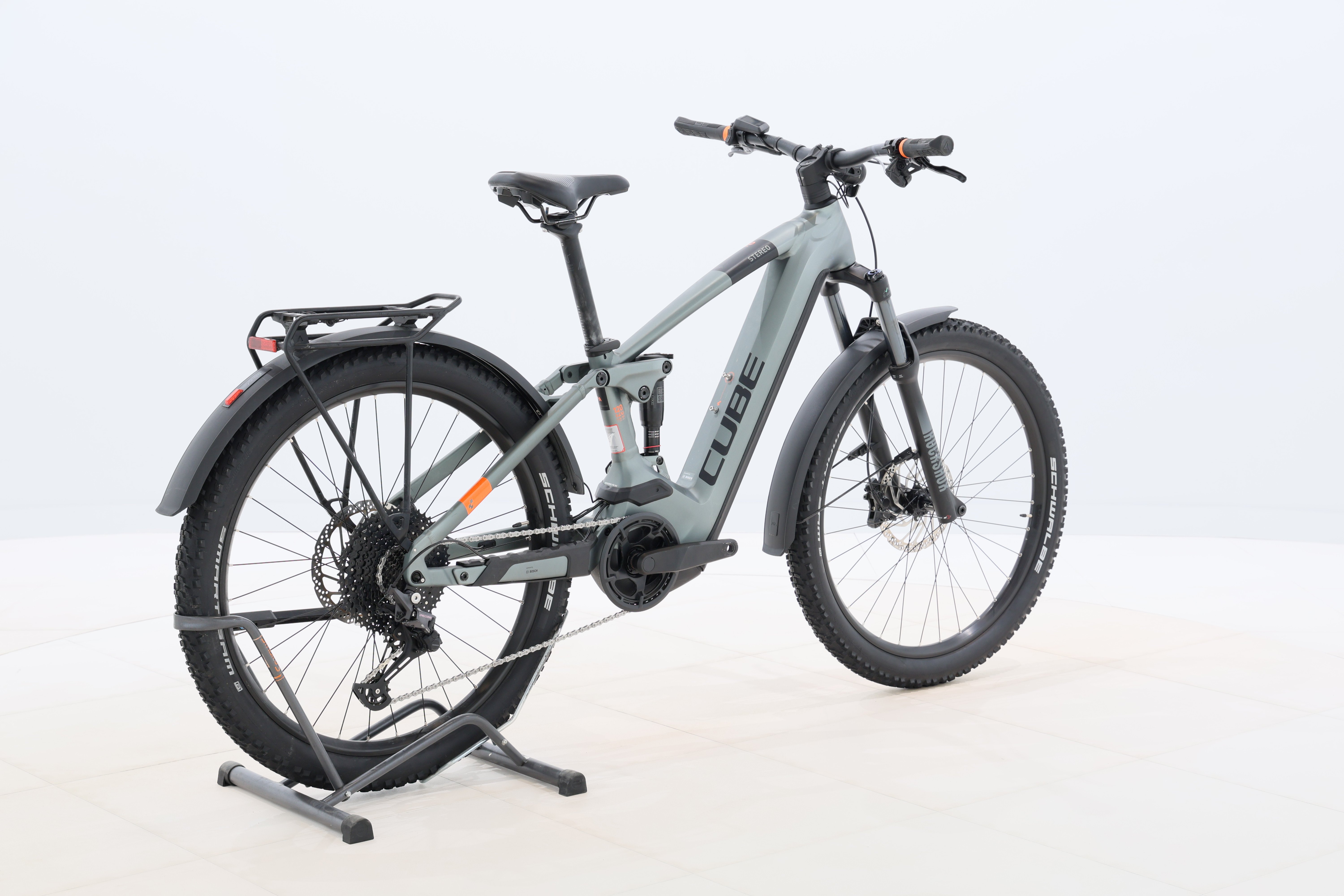 e0915232-c94d-4e50-b942-e7720eeabe33