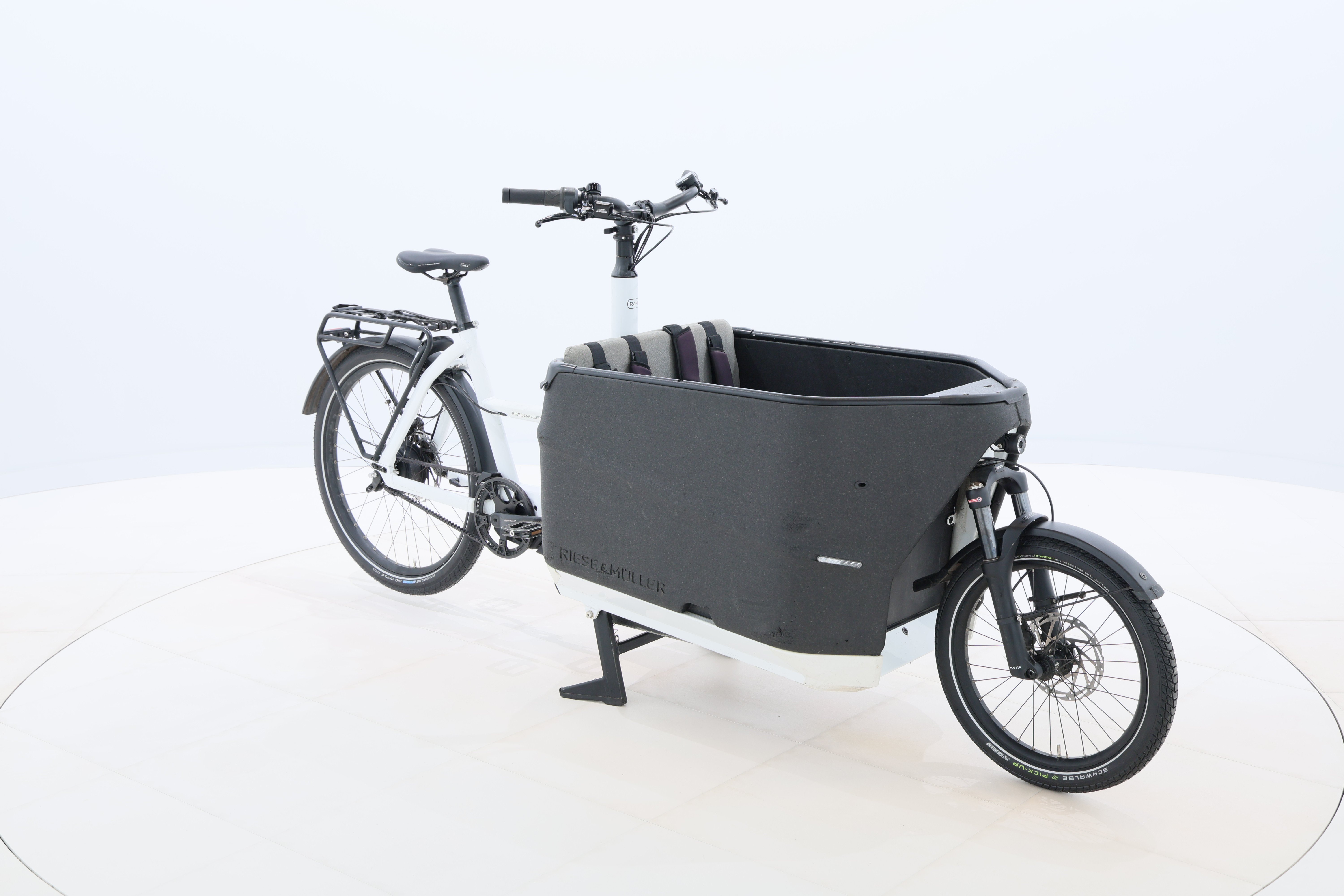 a2f5b418-a6a0-4871-adda-bc59e2fe353f