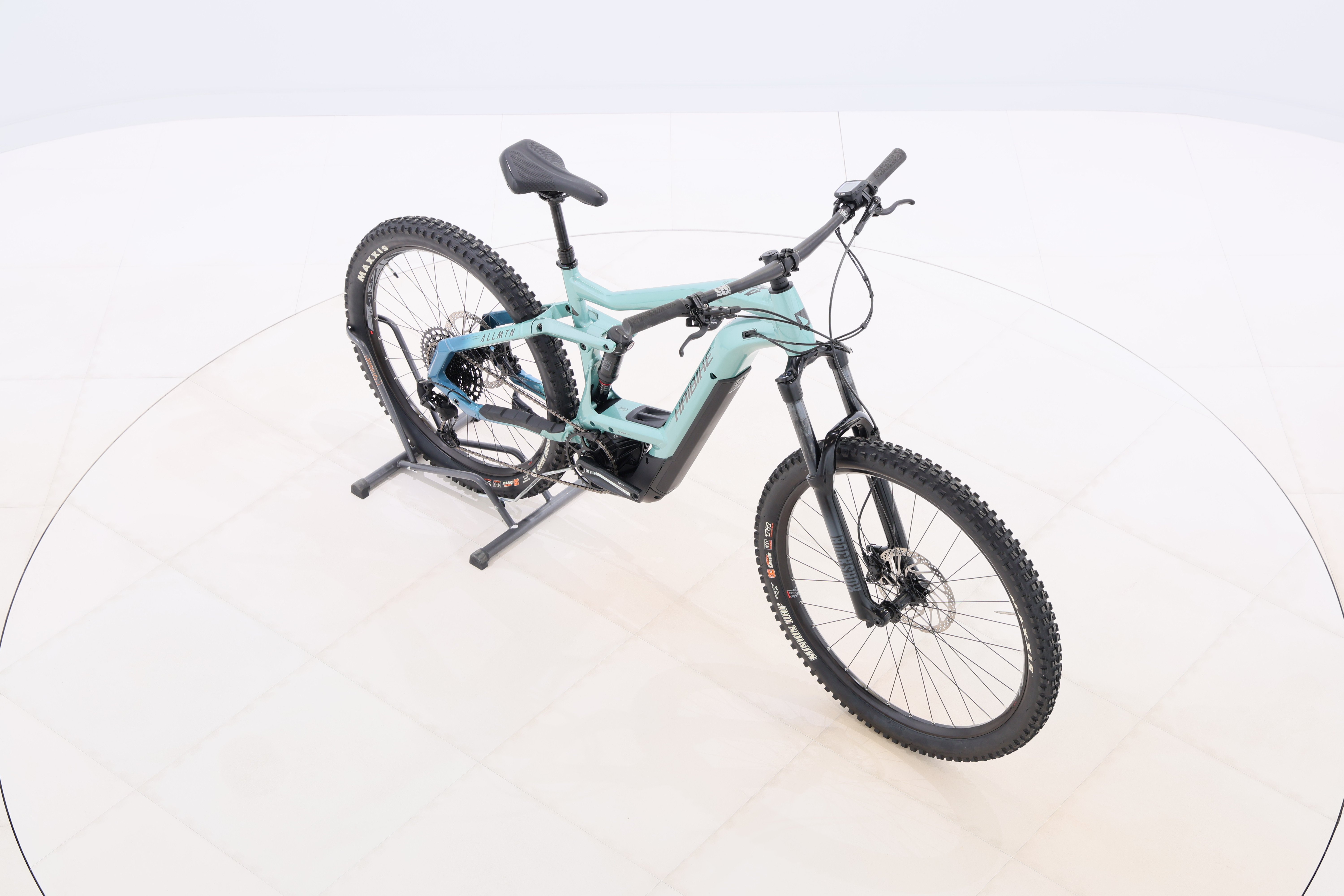 949efcb8-62bb-402d-bd1d-f4c40e20b1c9