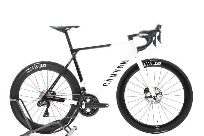 Canyon ULTIMATE CF SL 8 AERO 2023