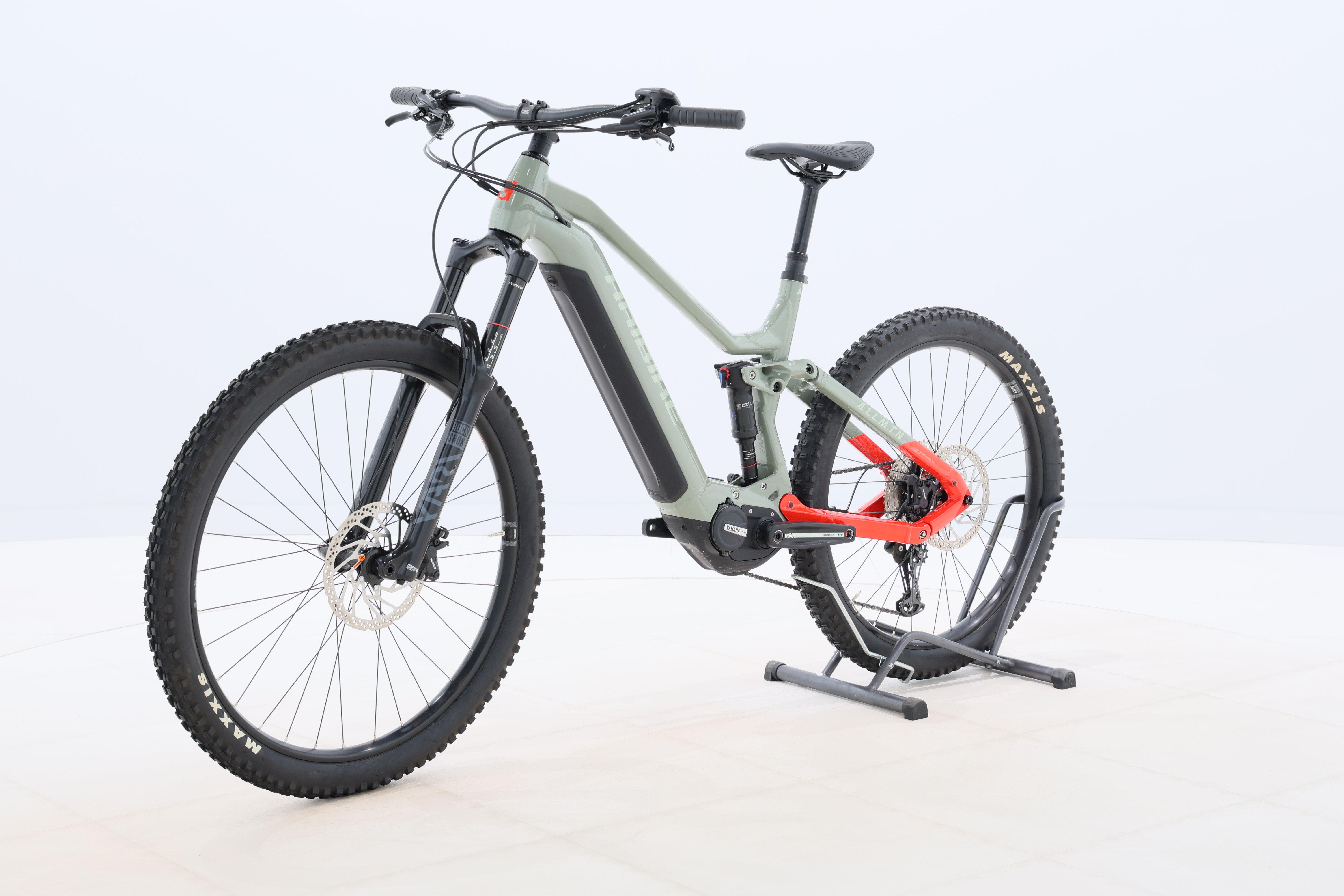 48d6b830-f8ea-4297-9f81-48365b781f78