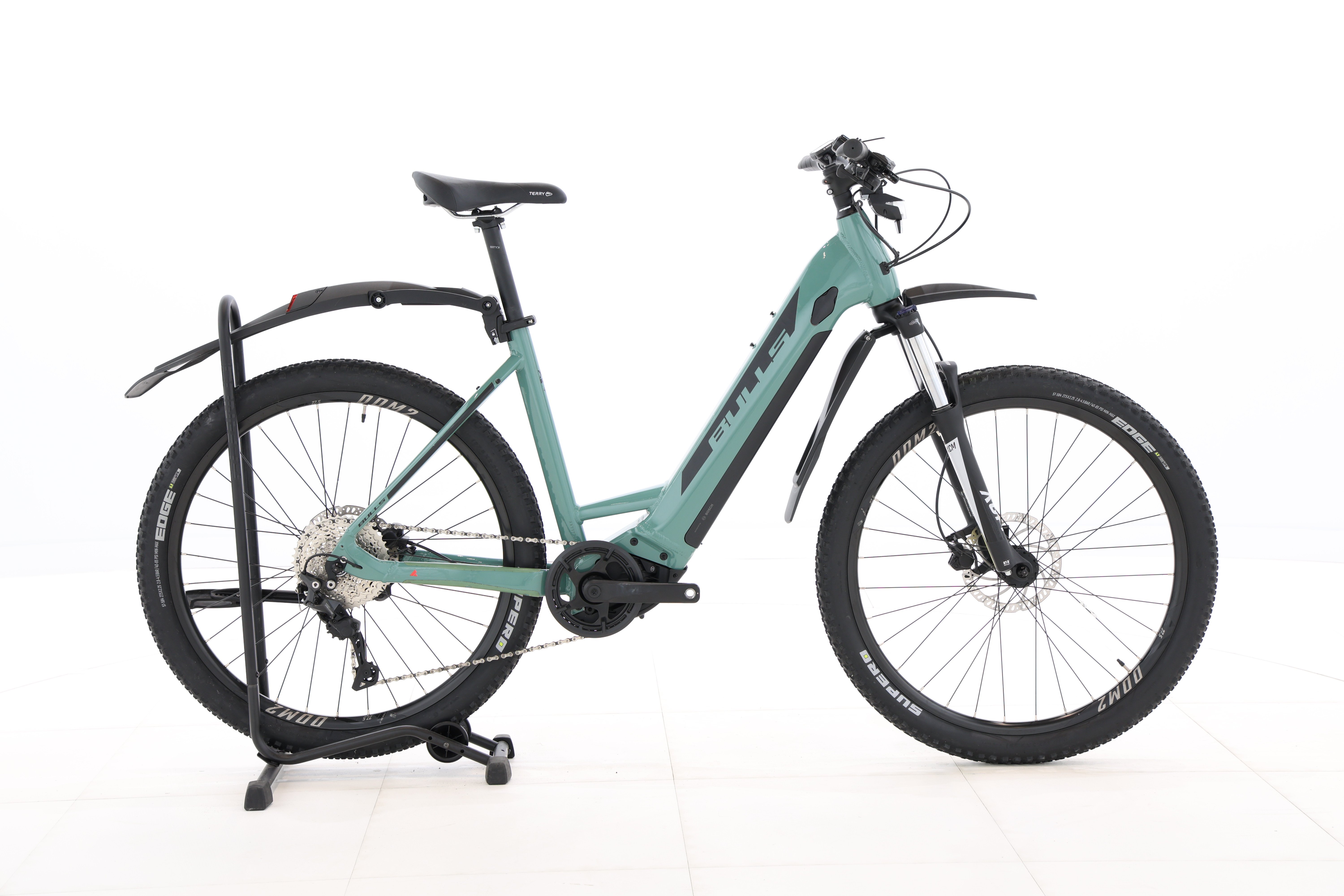 d3898511-930f-455c-9cd7-672c9150de2b