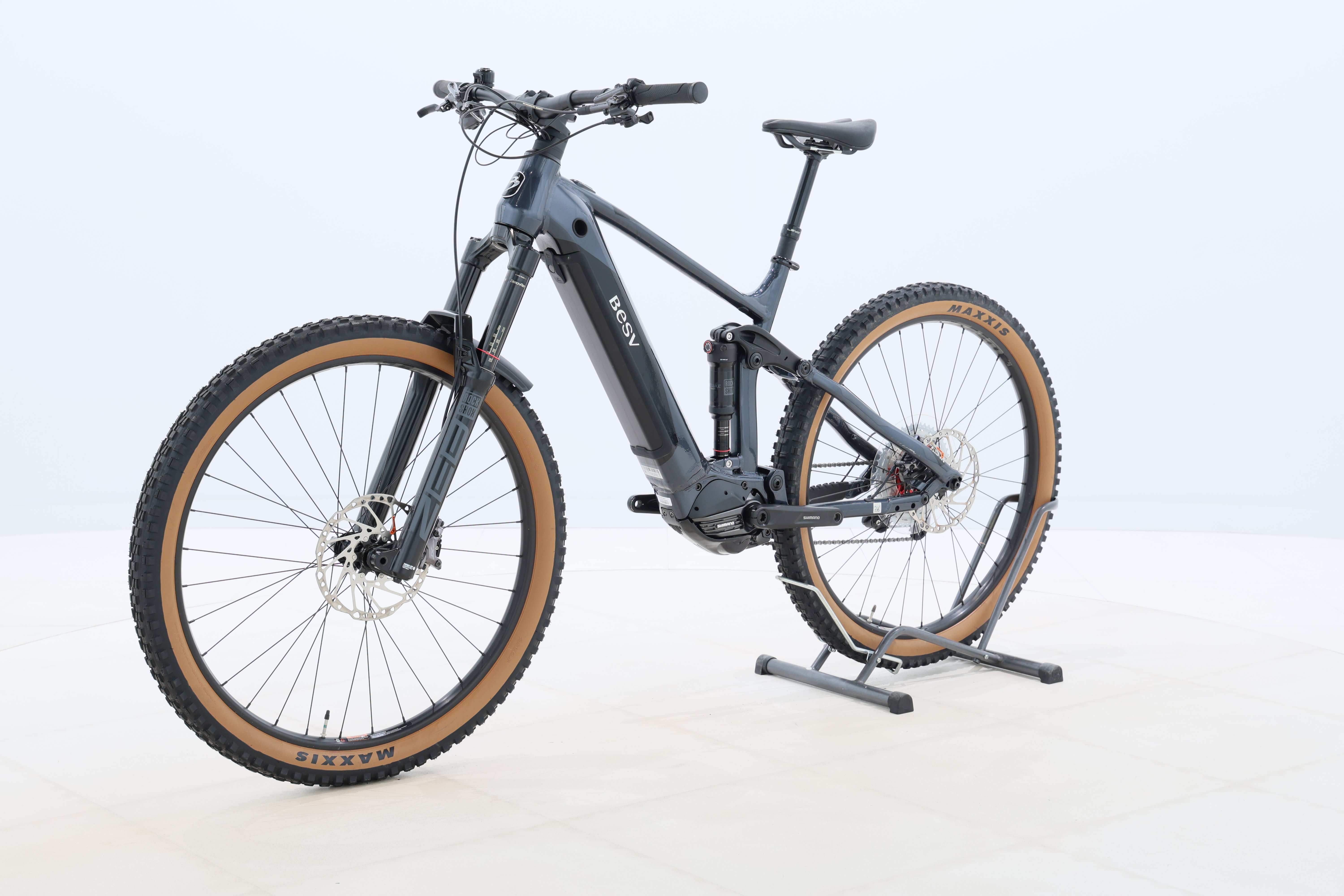 30f41f43-0fd9-446e-98c1-2757df69cfb5