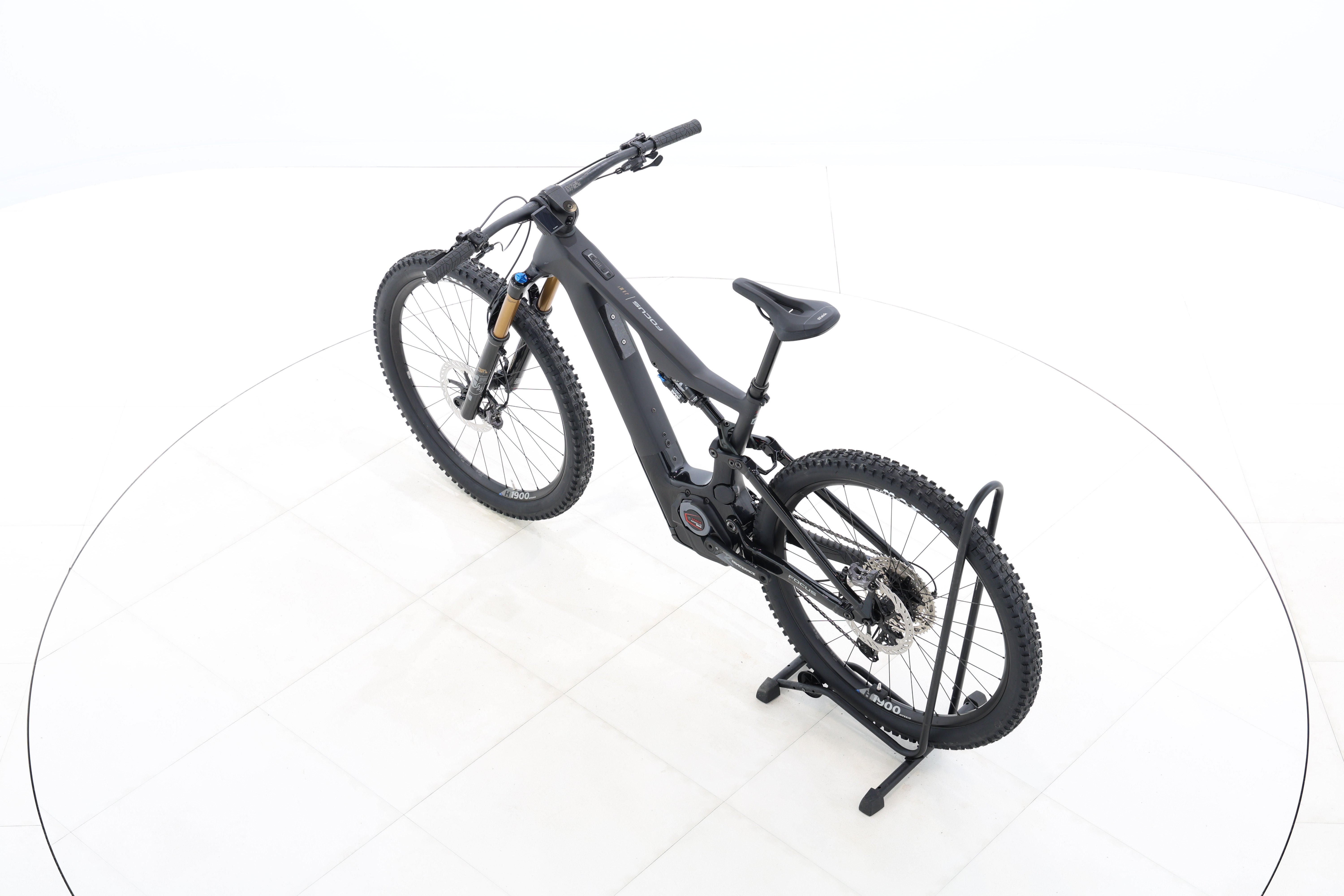 8d359c22-fa22-43be-ba23-01f50bdbd807