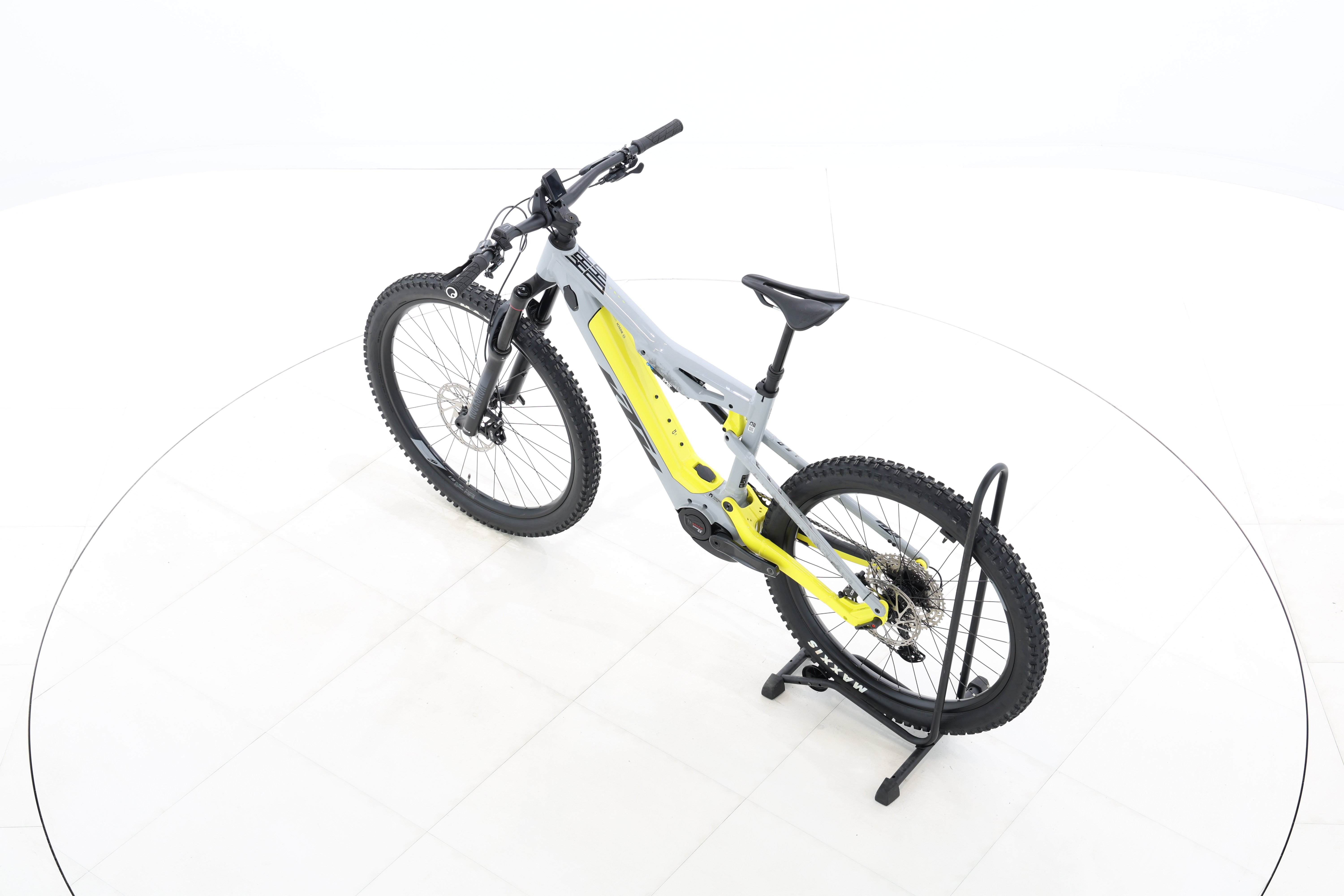 da06067f-2454-406c-91a2-12b5f195636c