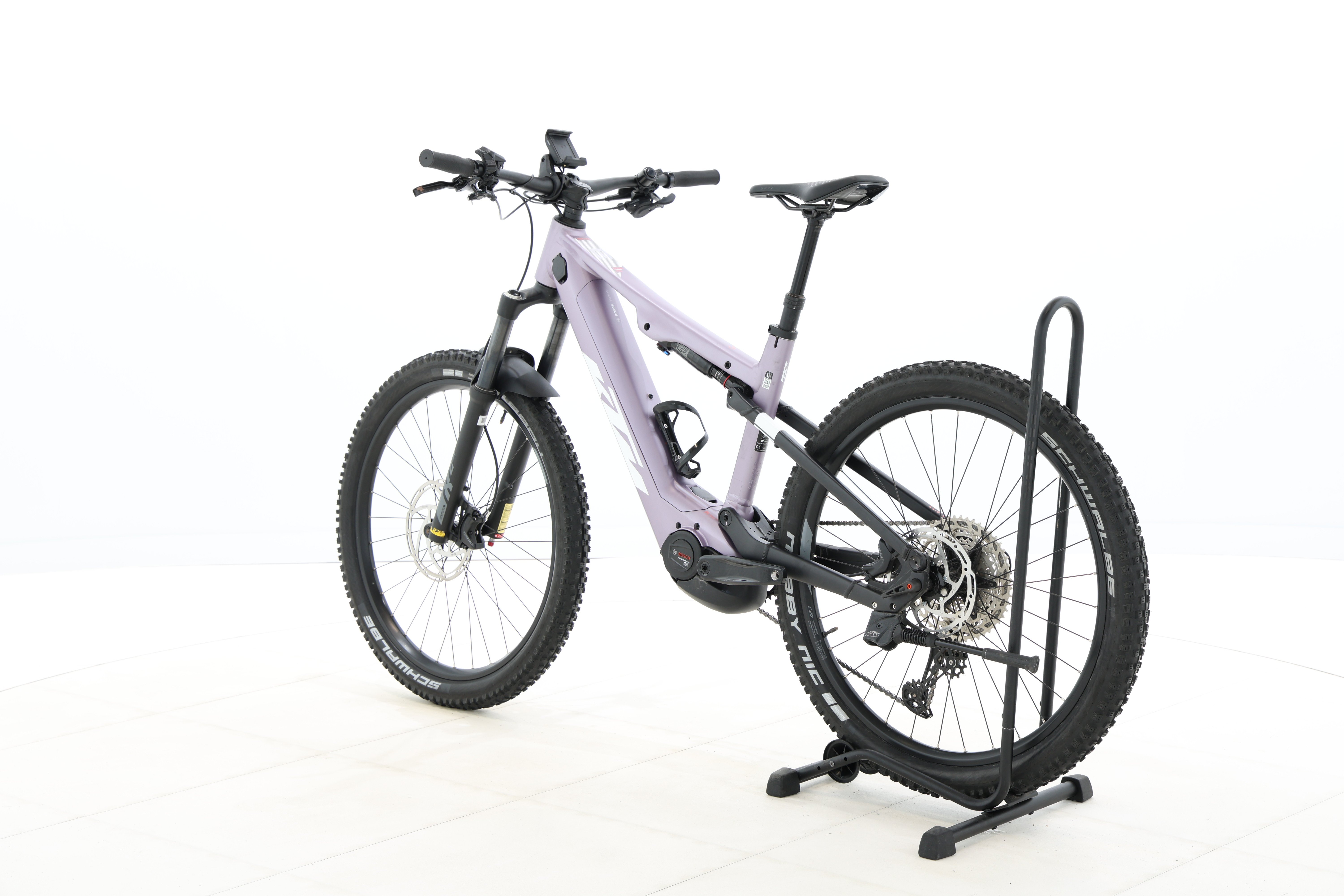 f5d18c7a-9592-4d87-b893-70542c86b254