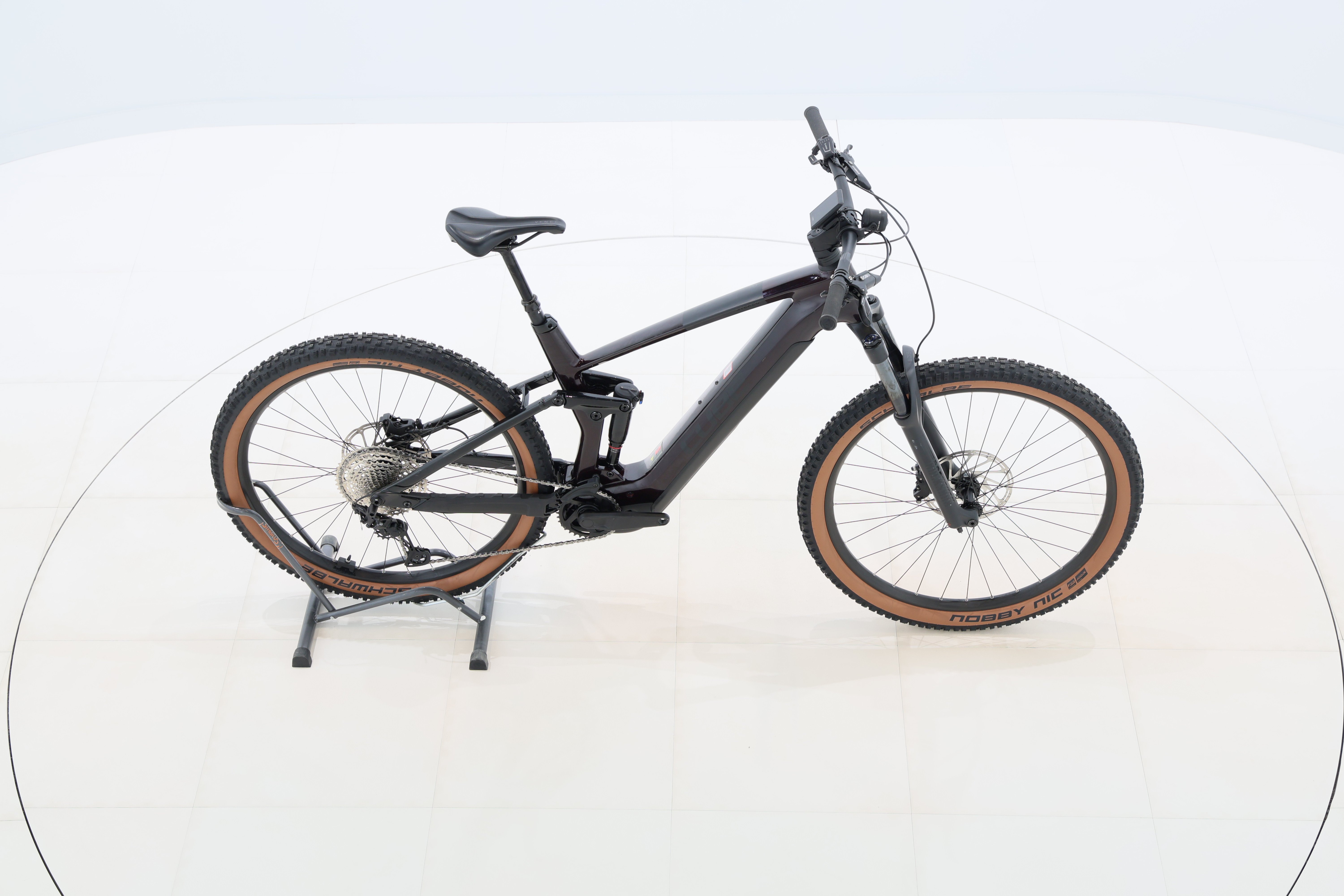 95a32721-bfe6-4c02-8a55-badeb035c79c