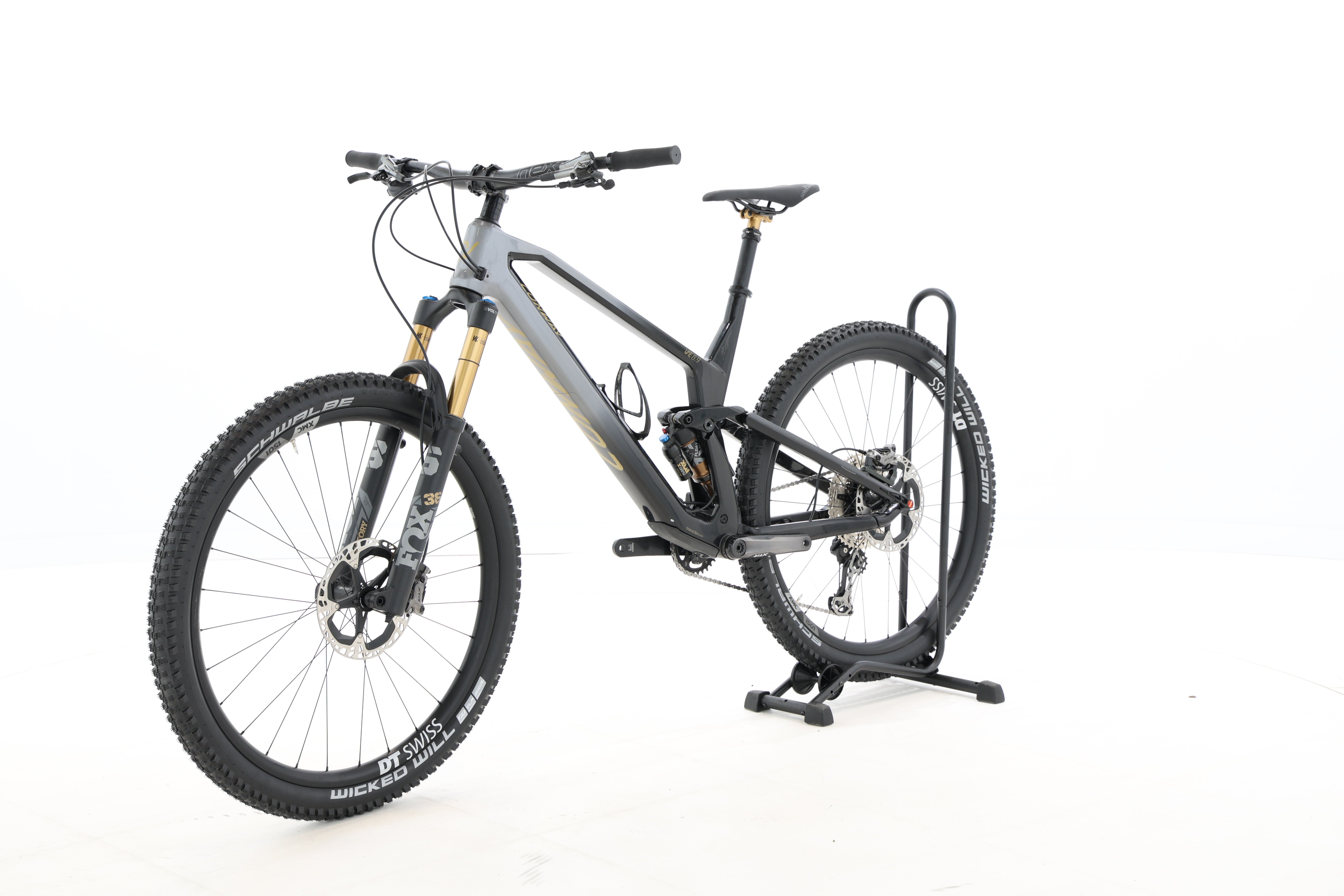 e6eeebe8-fff8-4d7f-9cd5-f4806fe54cf1