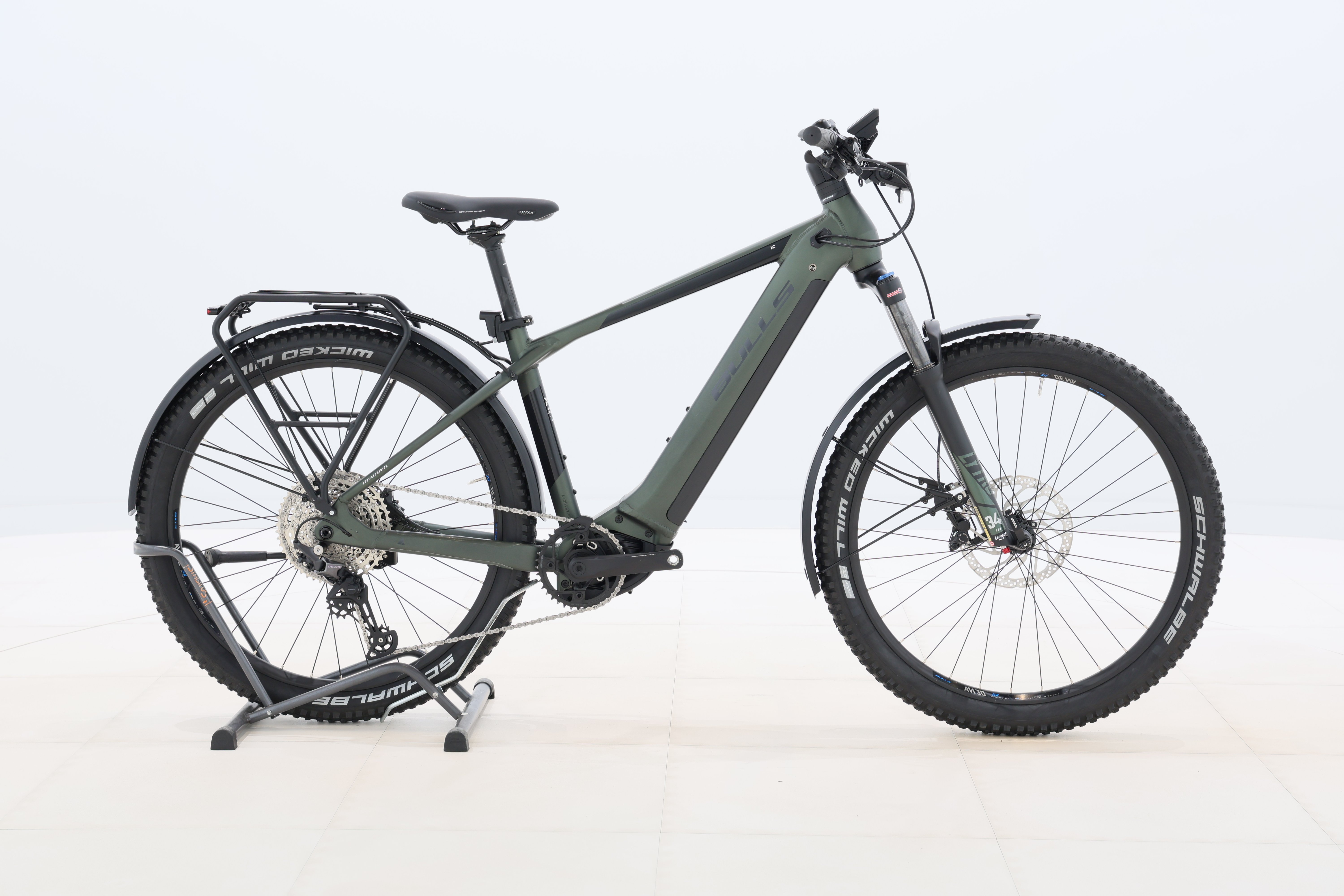 23b73870-e2c2-4d2b-a222-898b40c36589