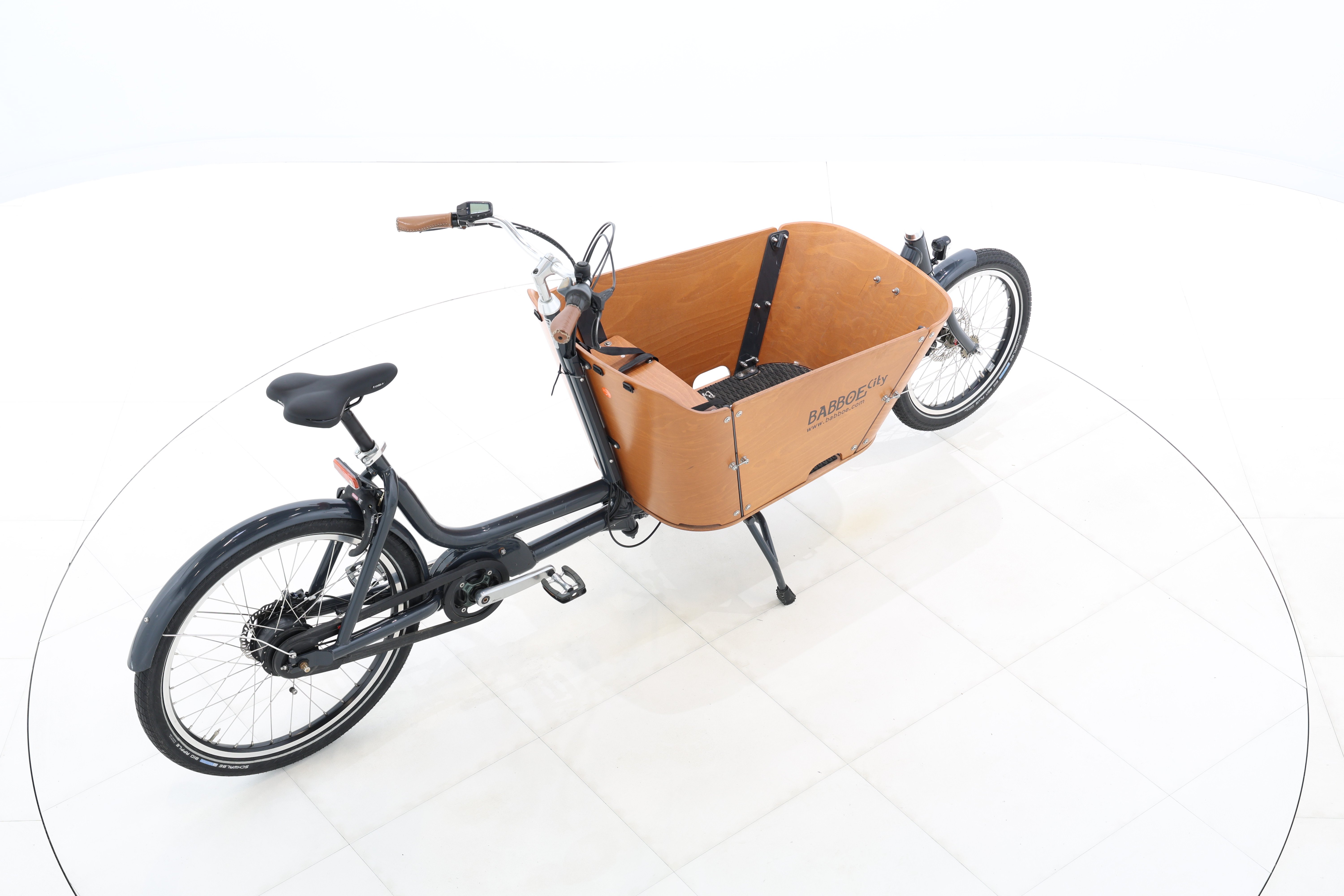 26d7a5dd-93a8-4eee-8432-ec25e545a6d6