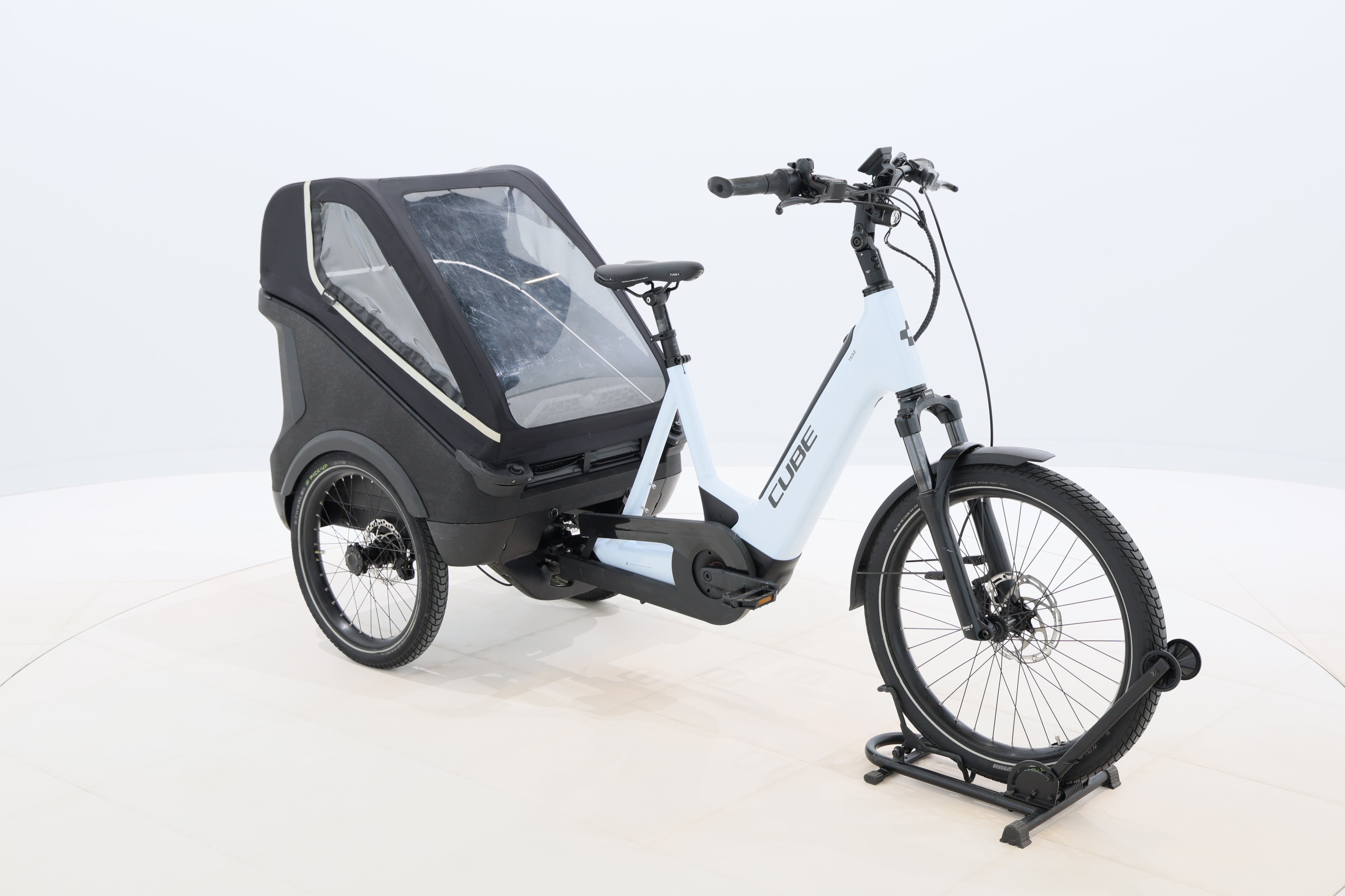 6fb7751f-82d4-470a-a0d8-8eb272616049