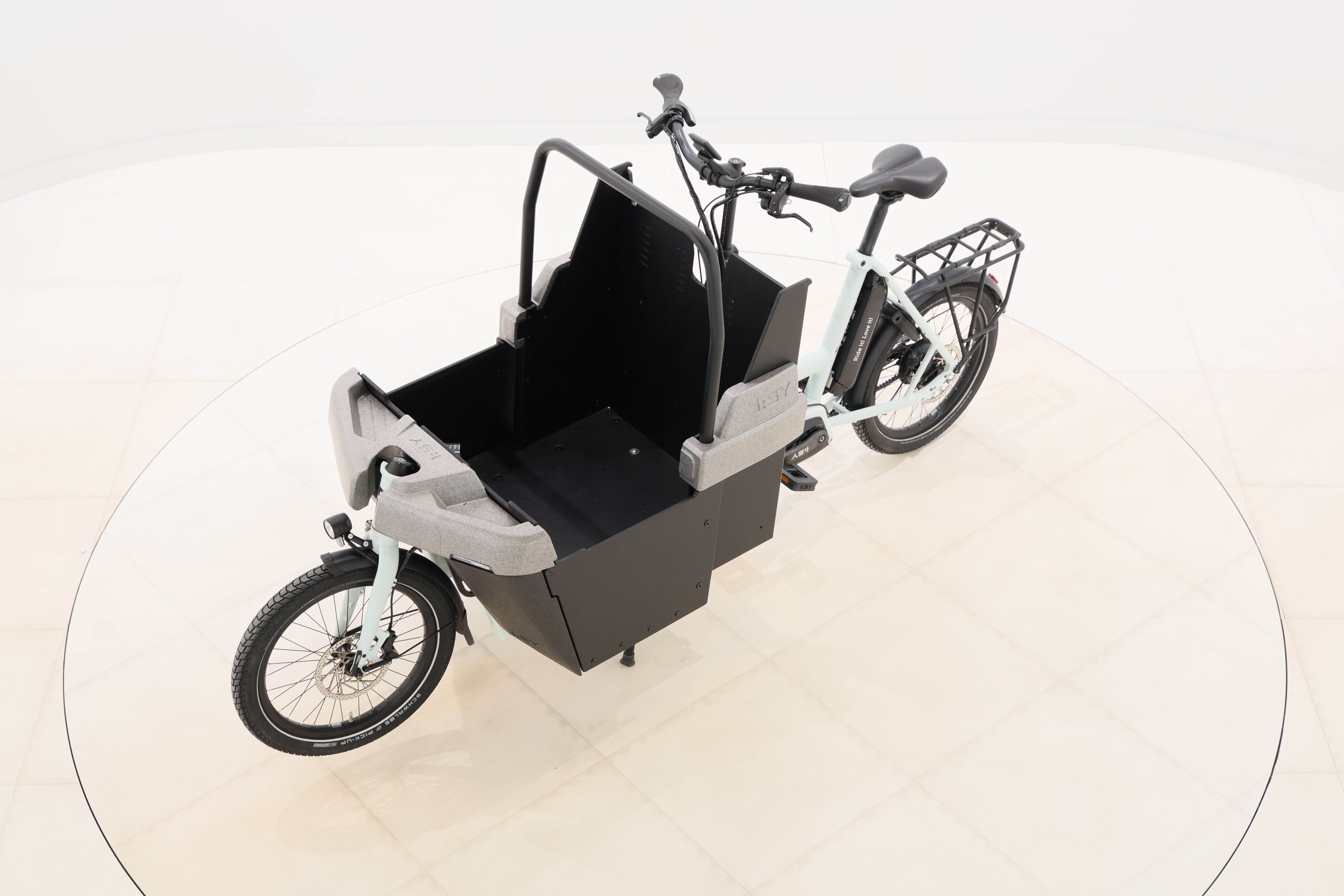 3946632c-8106-4b73-b3af-5fadc8c7d8cc