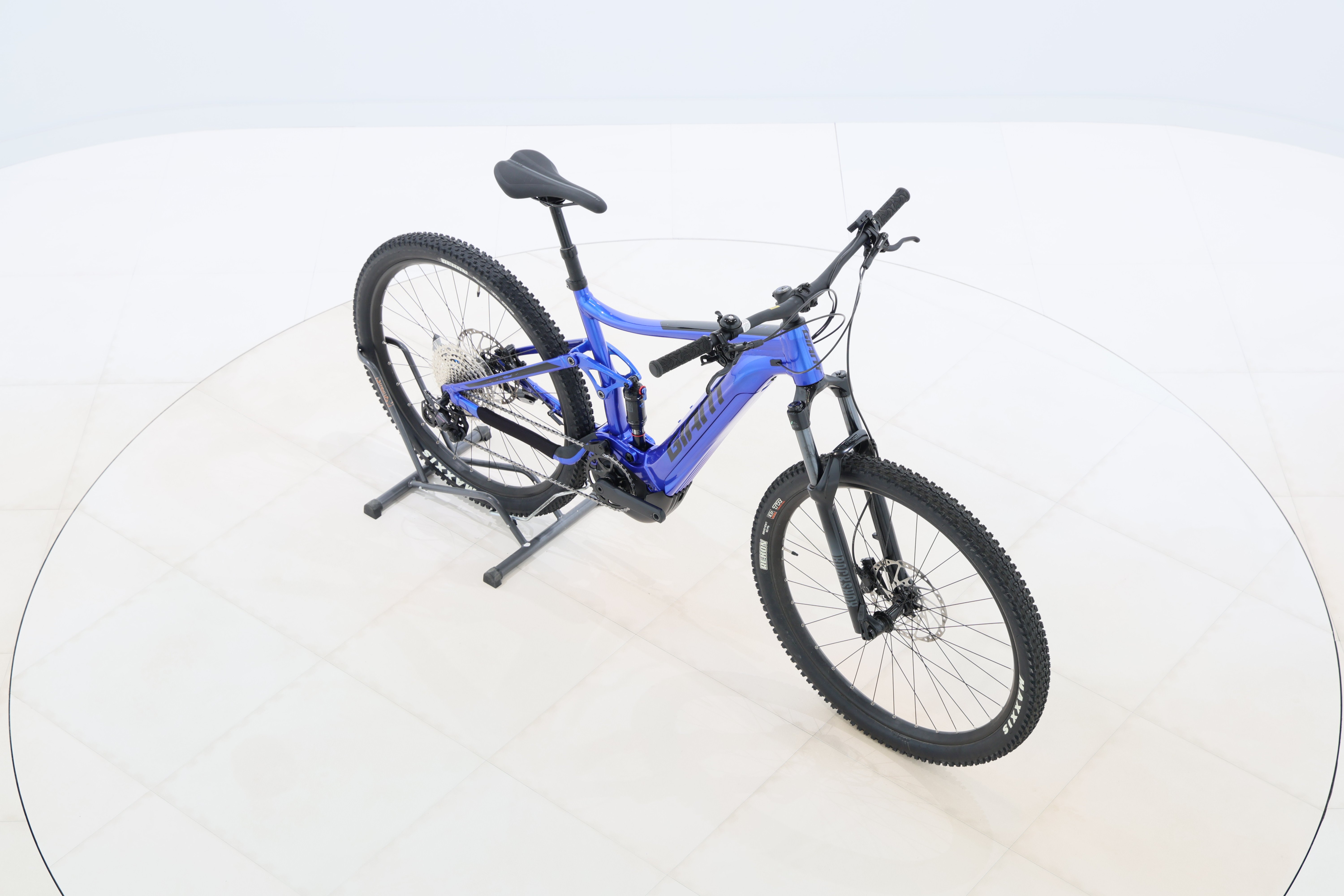 21beb2f8-e21f-4935-9b61-1bff58f84922