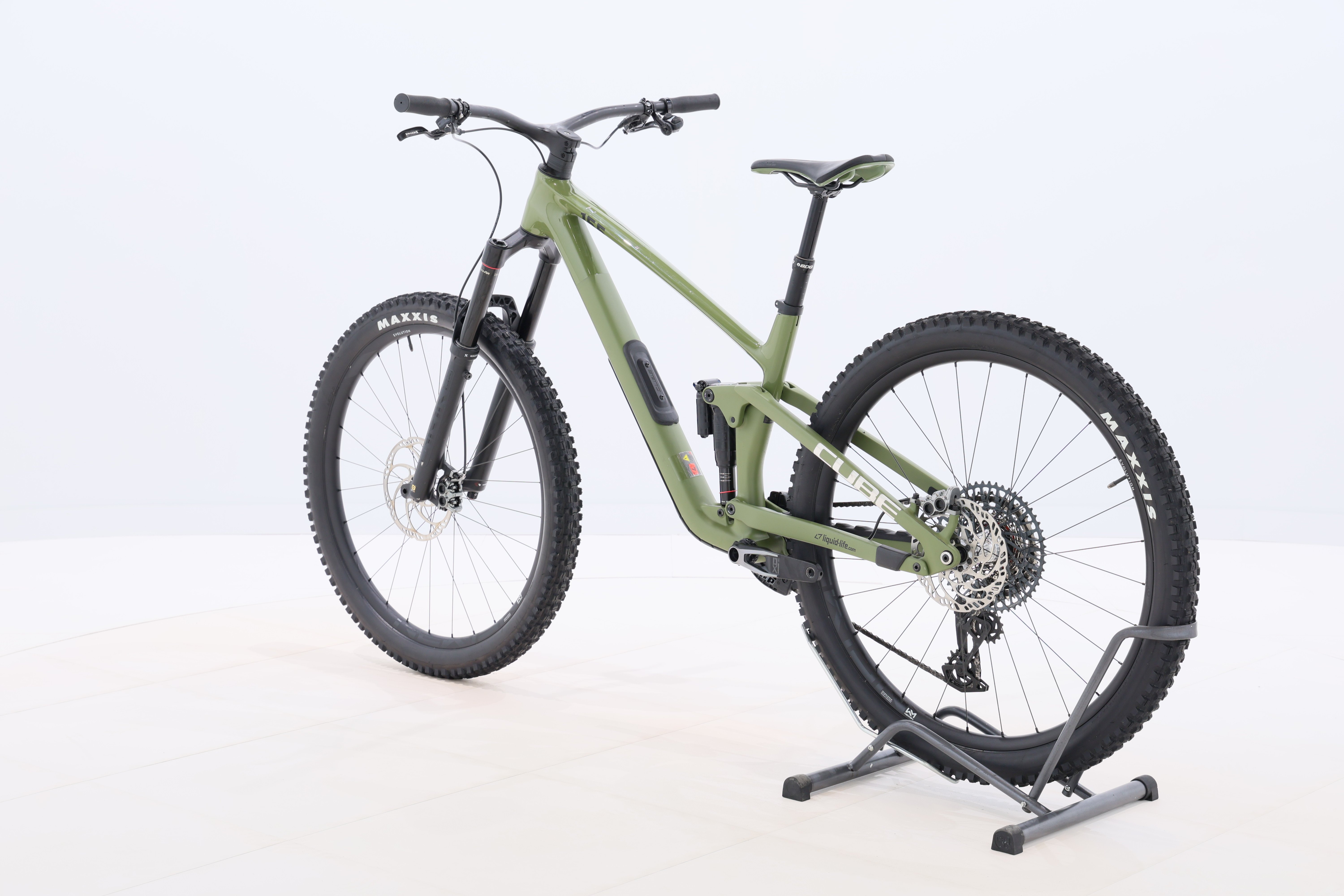 b358b427-2cb1-4d9a-bd59-90ead37ea160