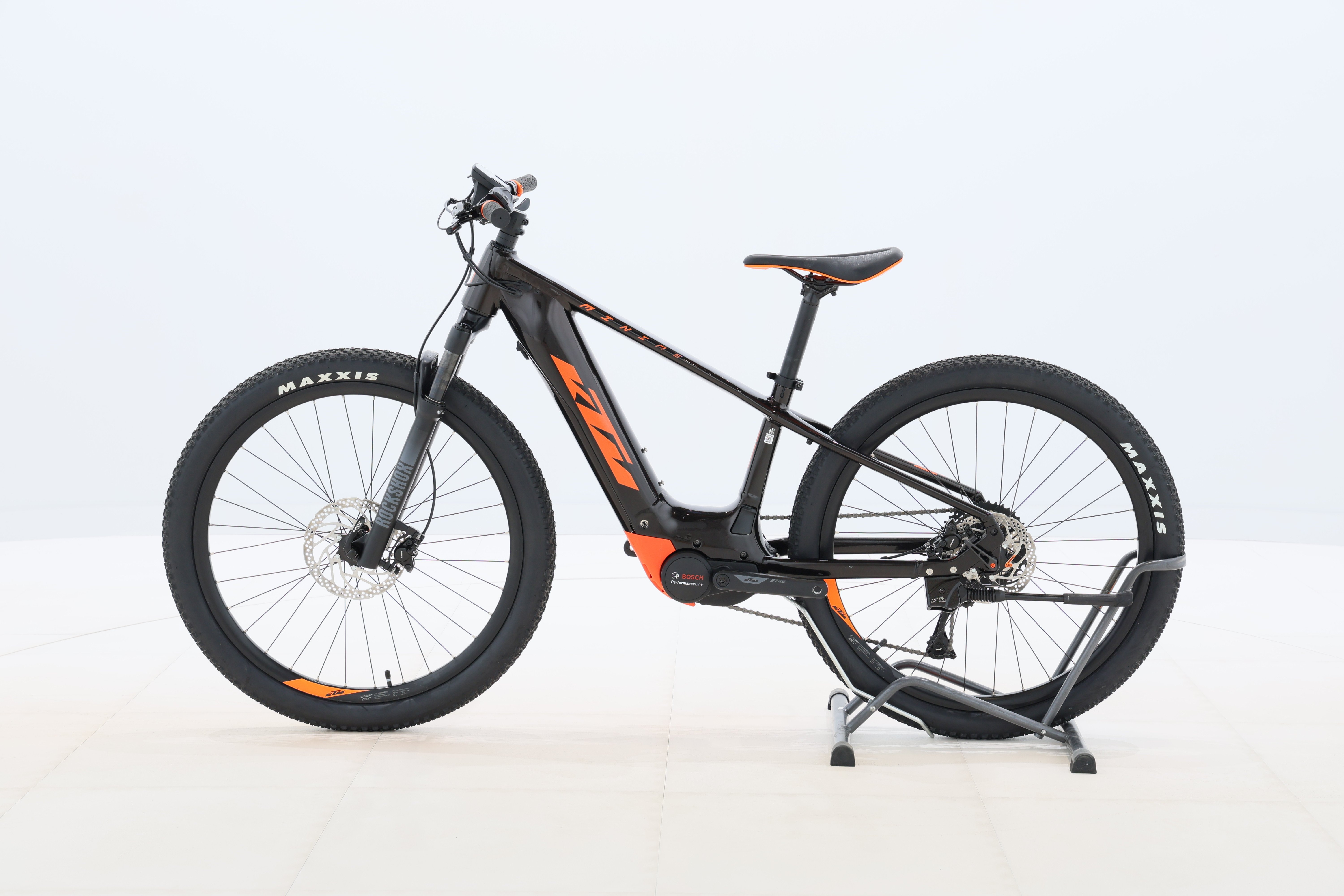 cbfc78a3-e5ad-4c84-829e-230c2280ccf0