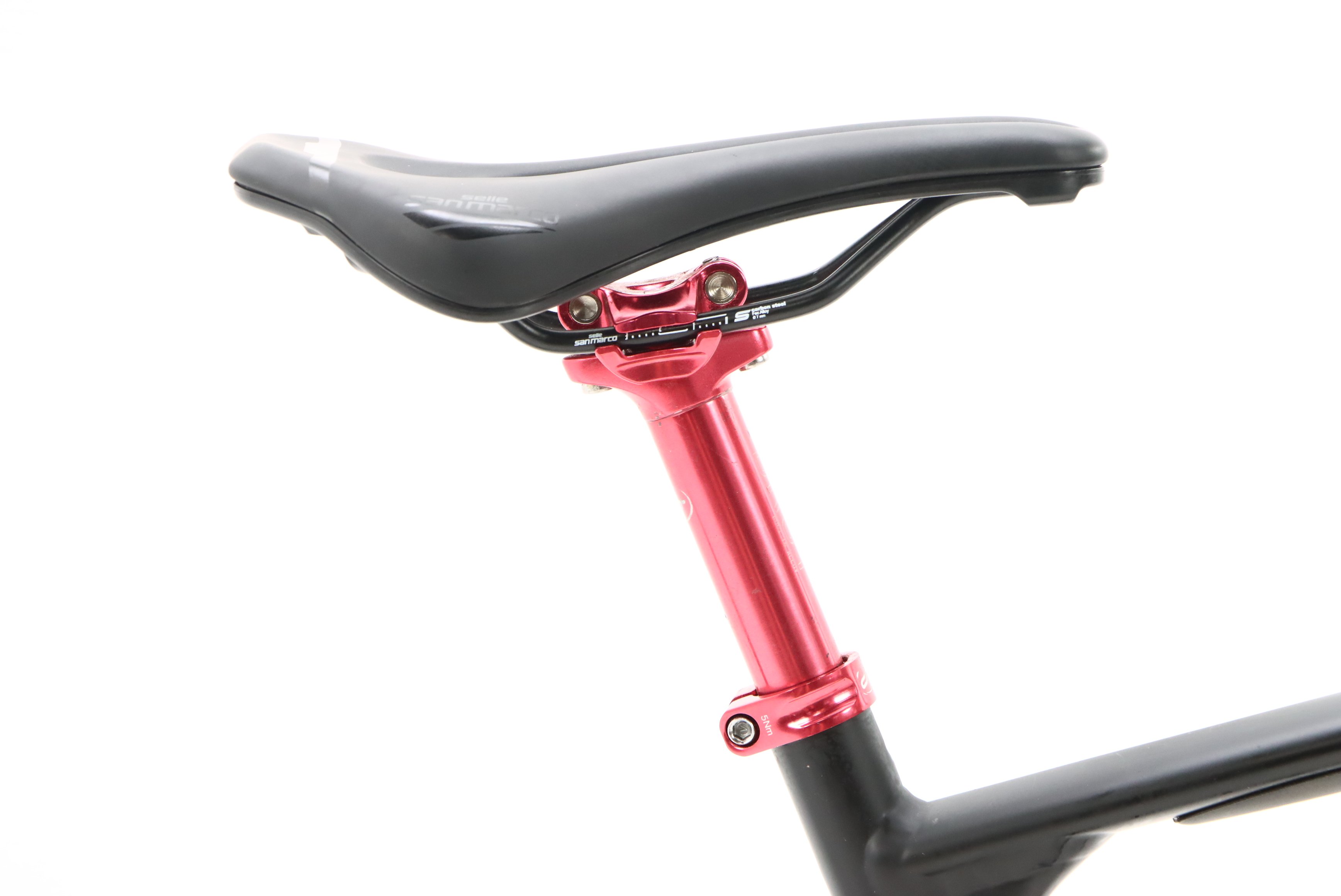 5deb8126-1516-47e6-b620-92a9a0a863f8