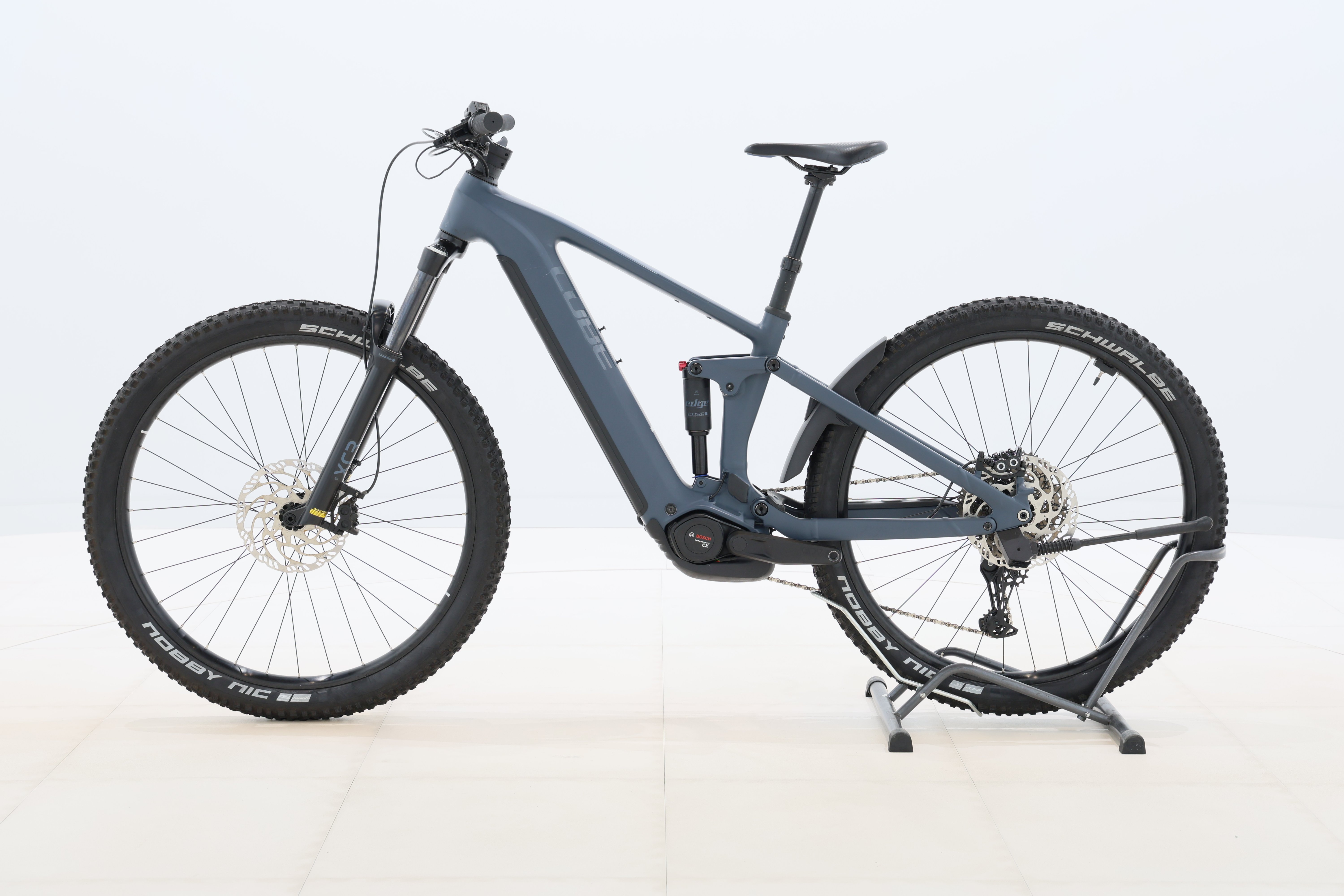 5d0fd32d-bc07-4b0a-bcbe-feb8b2c7511e