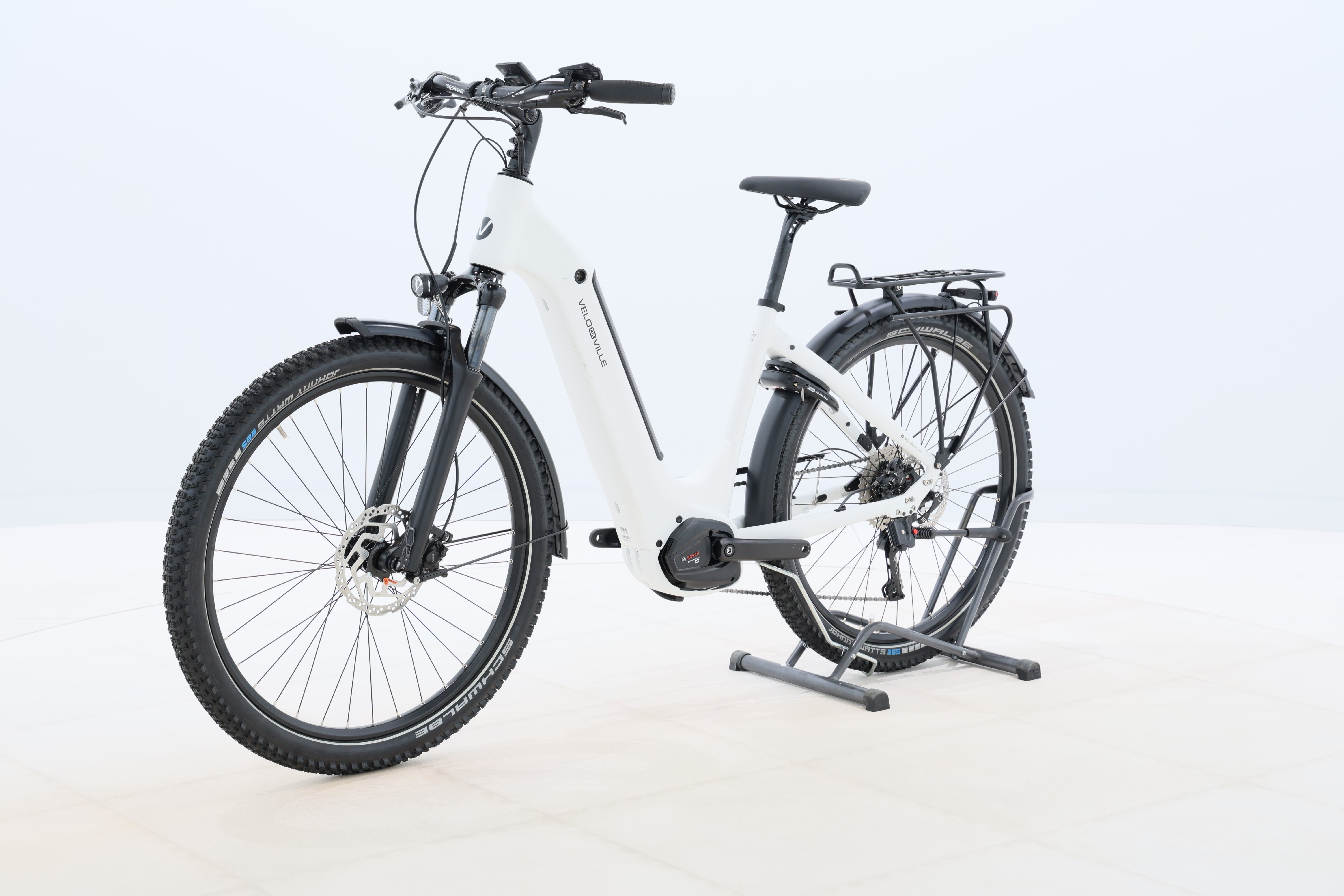 a096881b-3dc5-44e4-9a47-db69e92018e1