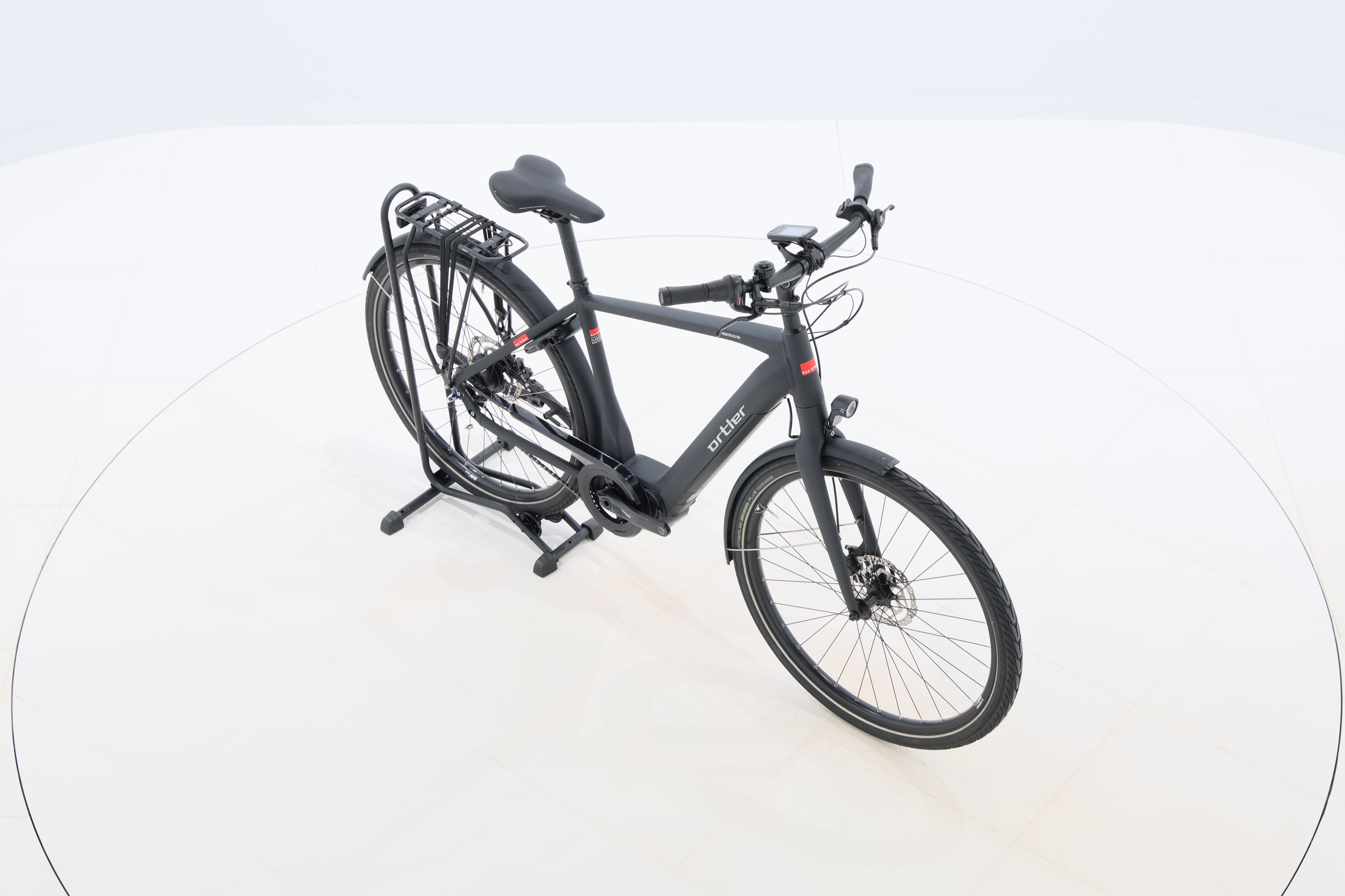 703c9399-58a1-4ef8-a0d7-255238424638