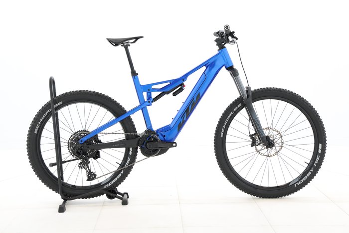 KTM MACINA KAPOHO 7973 2023