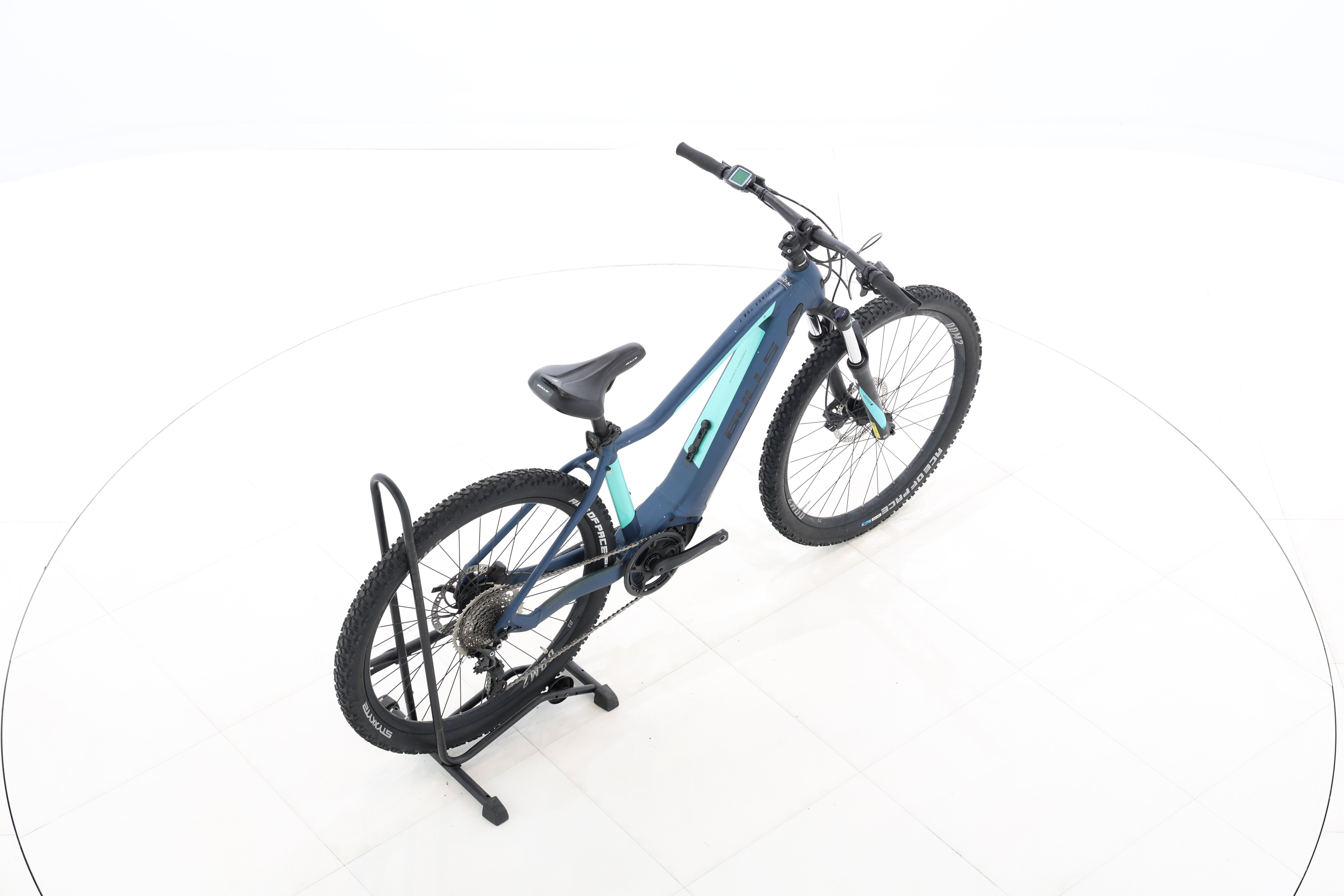 c1b52c79-dc55-4cd1-8775-4d46b60f1c33