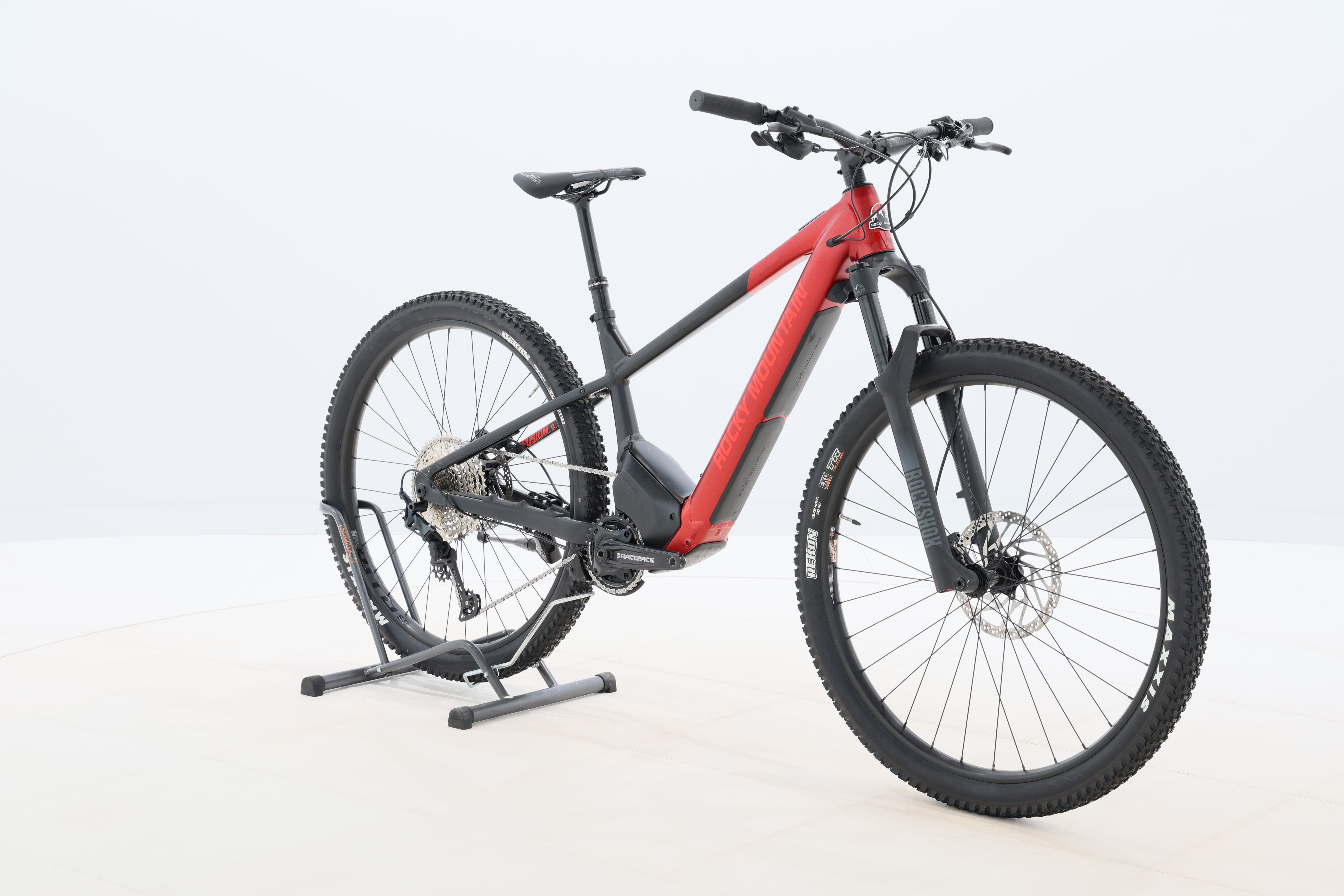 e41f9f19-62ae-4441-8697-7231a72c832b