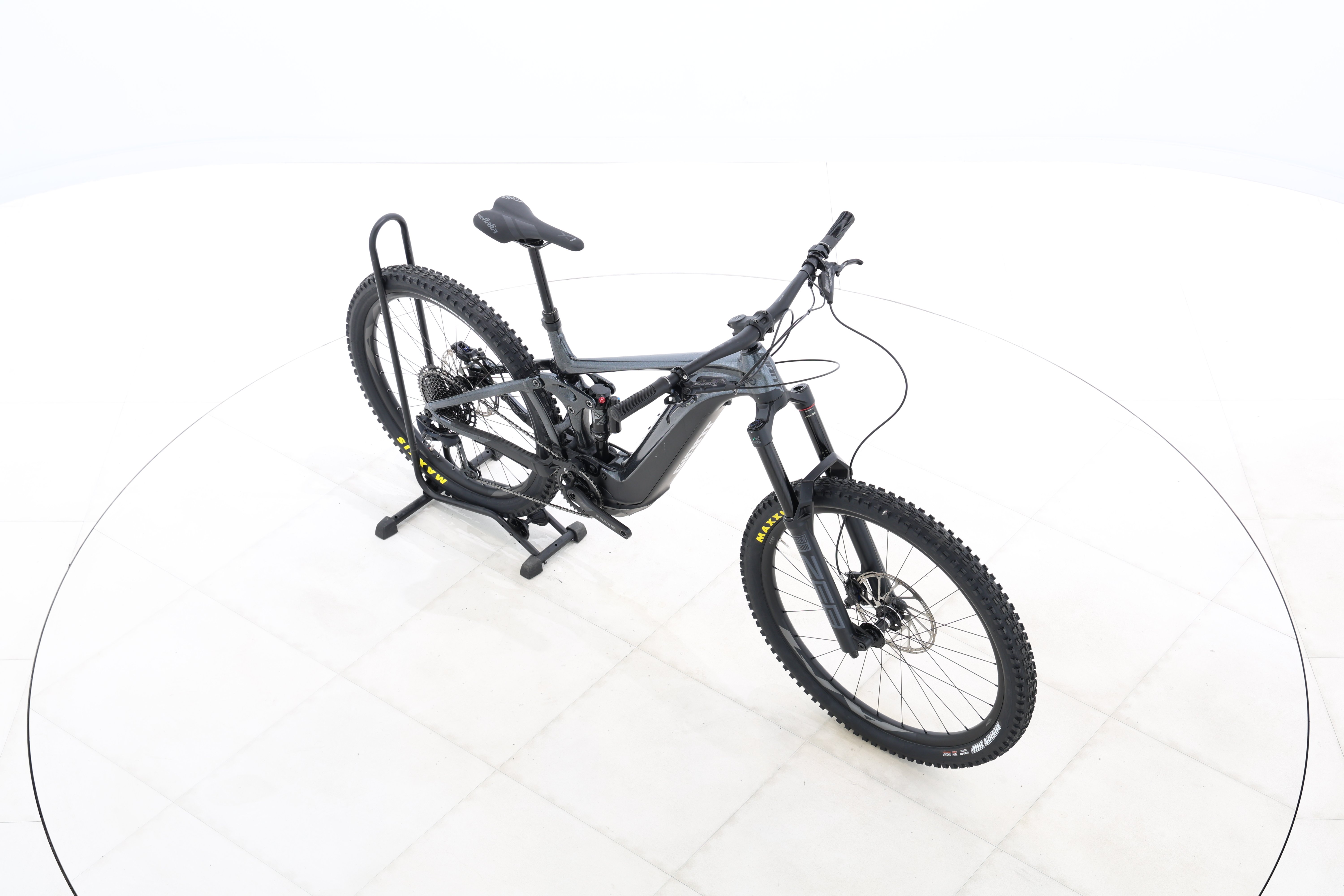 49dd0b42-7064-4179-9941-c94196d5e915