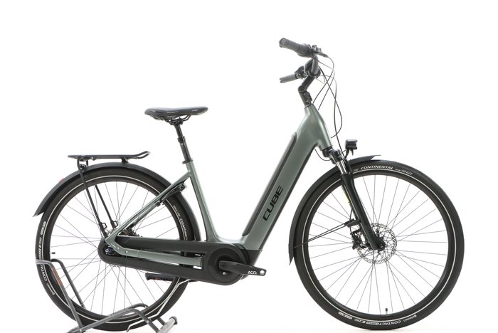 Cube SUPREME HYBRID PRO 500 2022