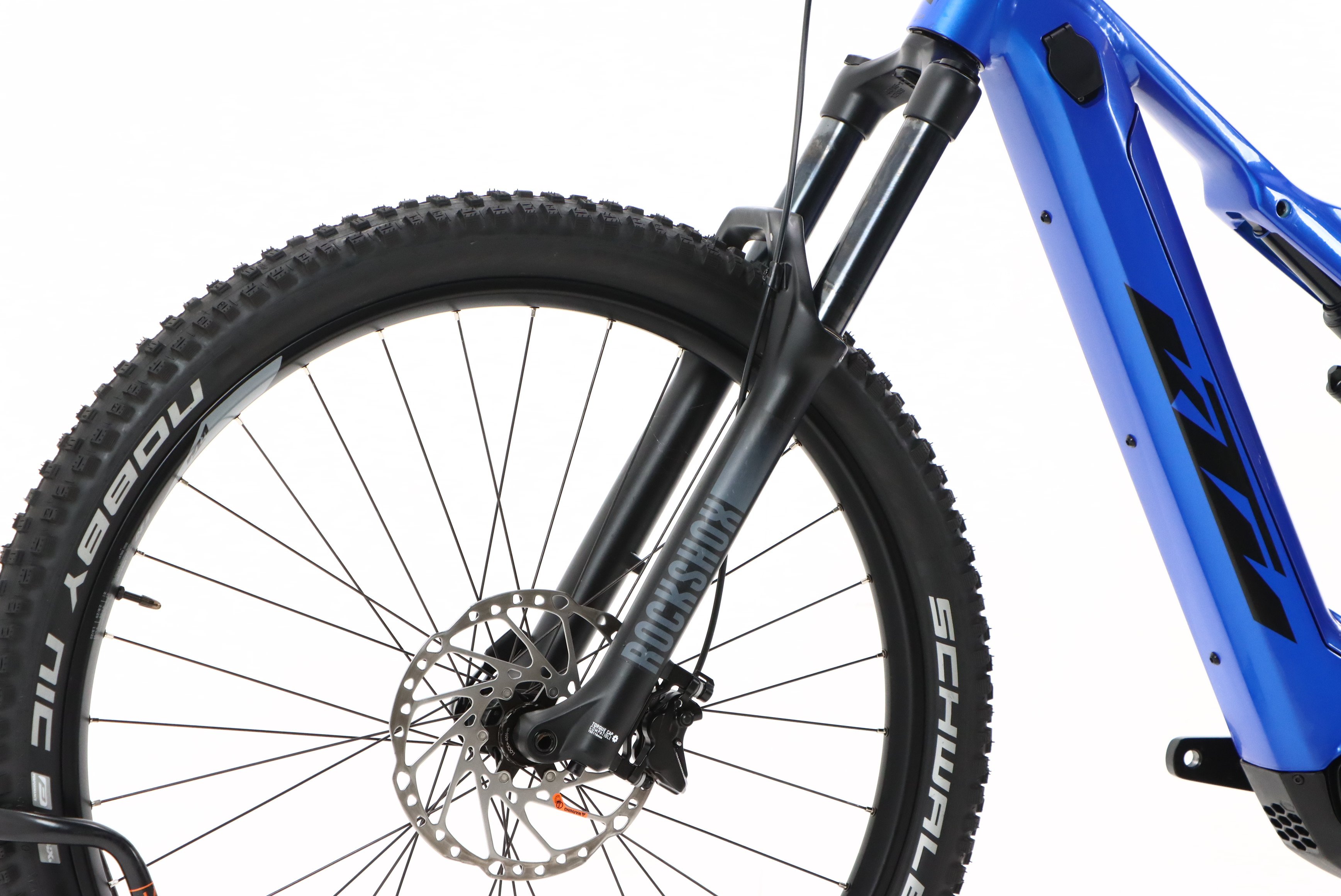 d4e93bdd-4150-4cef-8281-8696e660d041