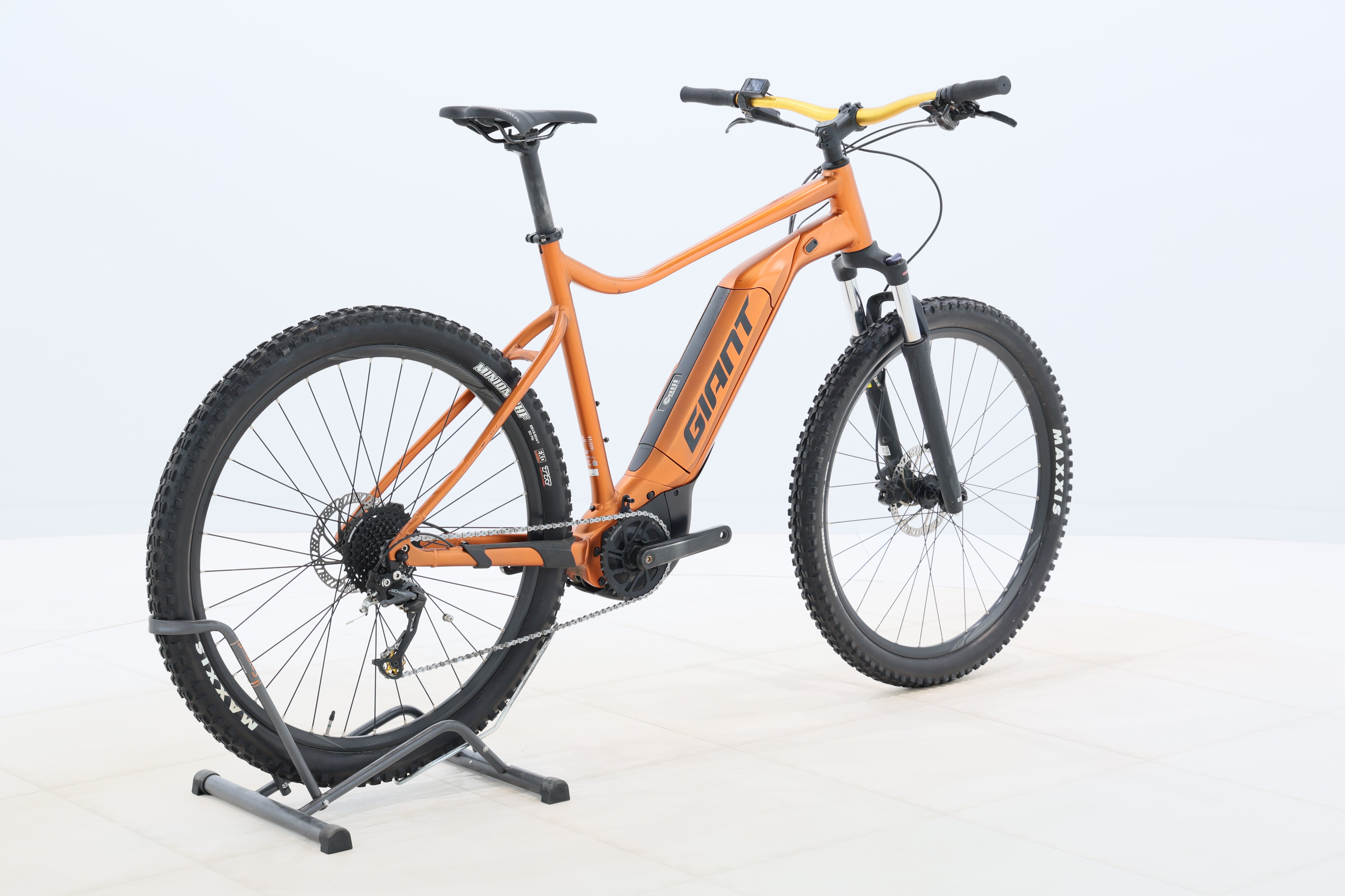 6332e1f1-aa14-48a0-9305-a1bac15e94a5